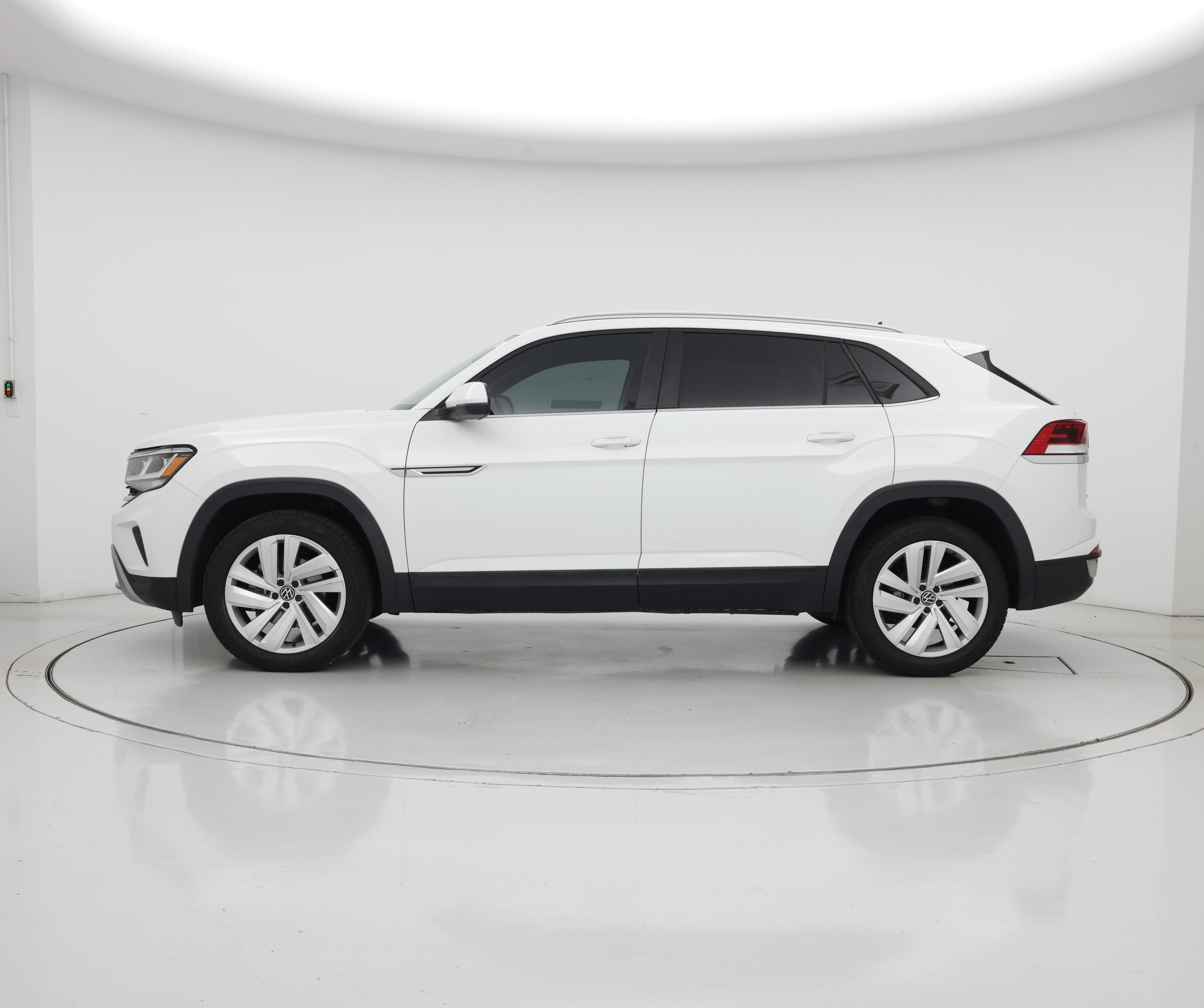 Thumbnail: 2022 Volkswagen Atlas - 3