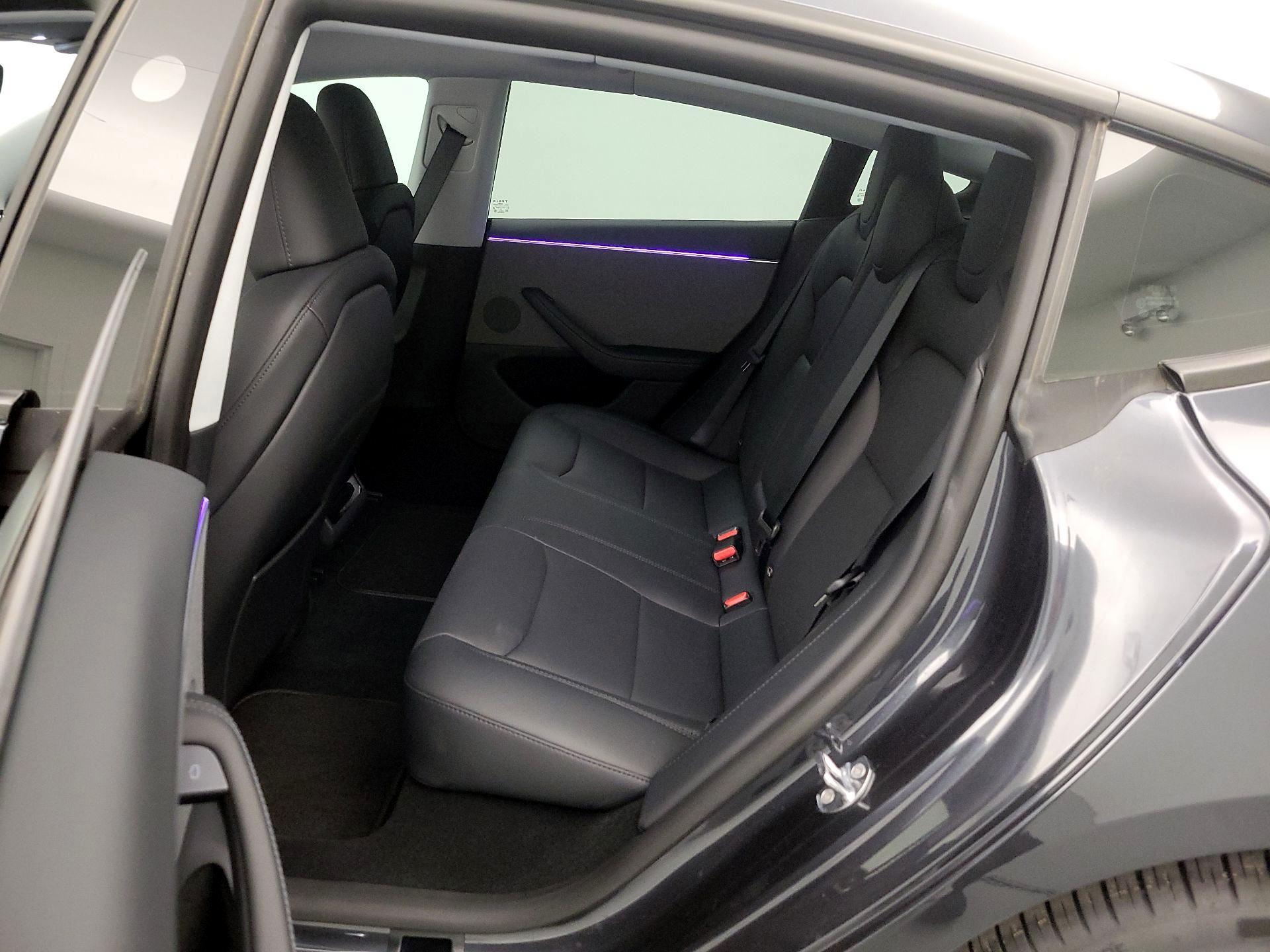 Thumbnail: 2025 Tesla Model 3 - 19