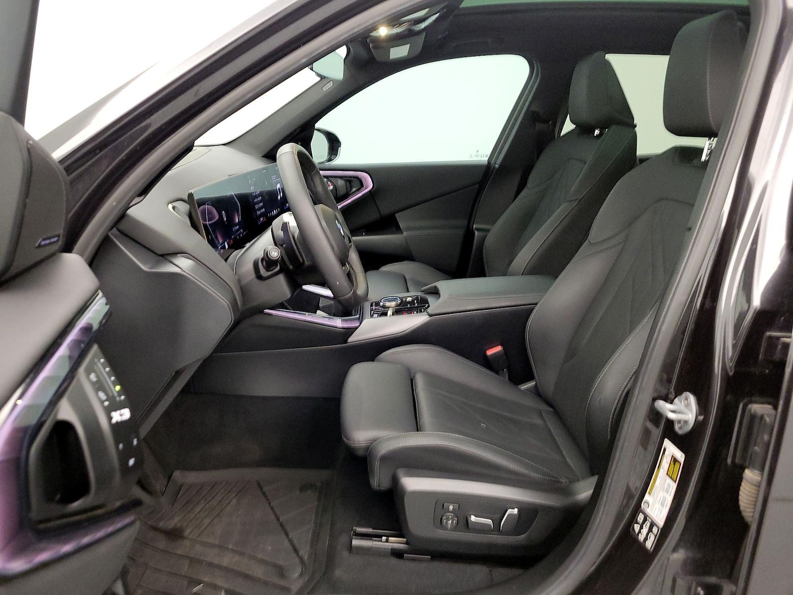 2025 BMW X3 30 - Photo 12