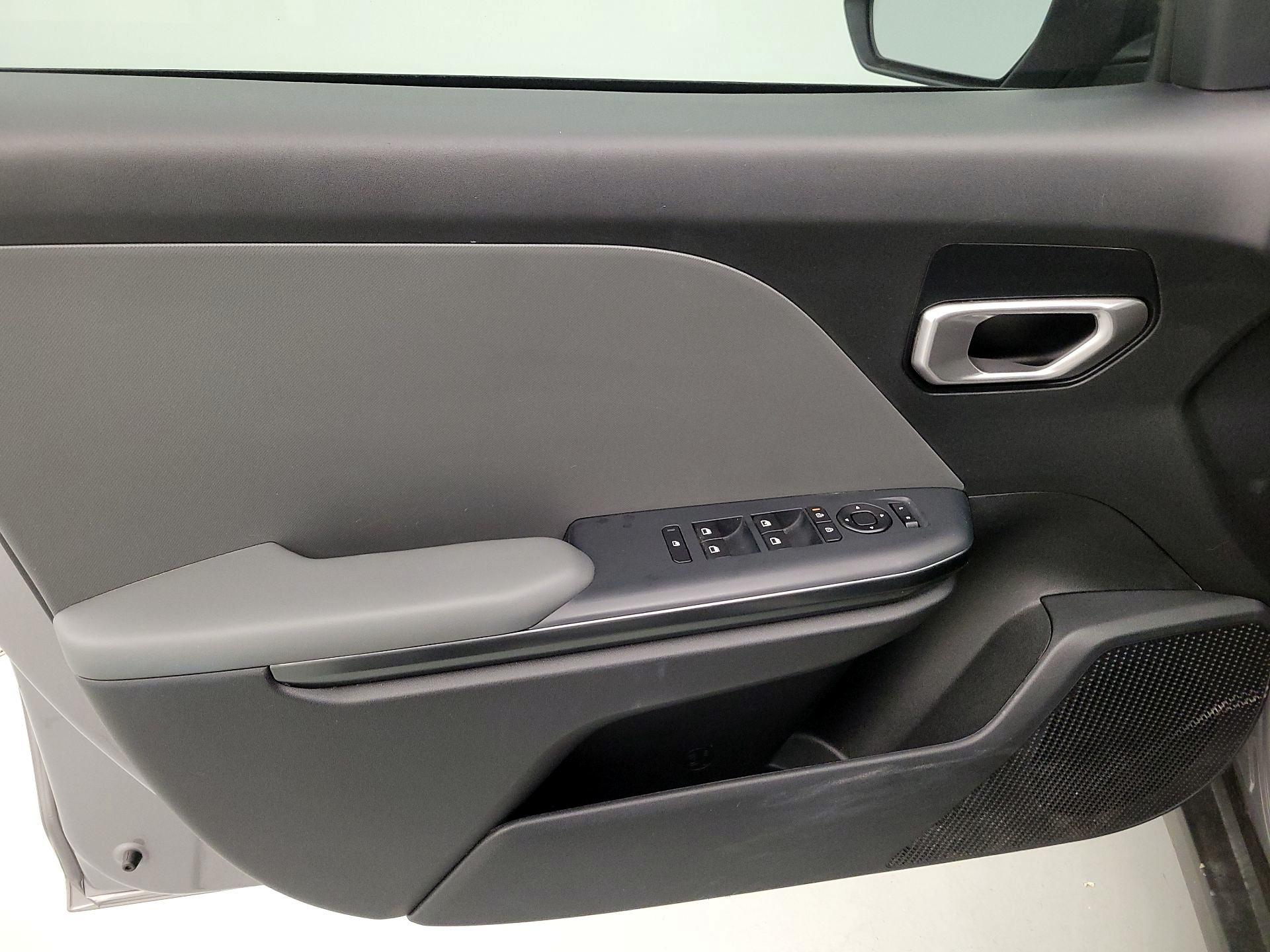 Thumbnail: 2025 Kia K4 - 12