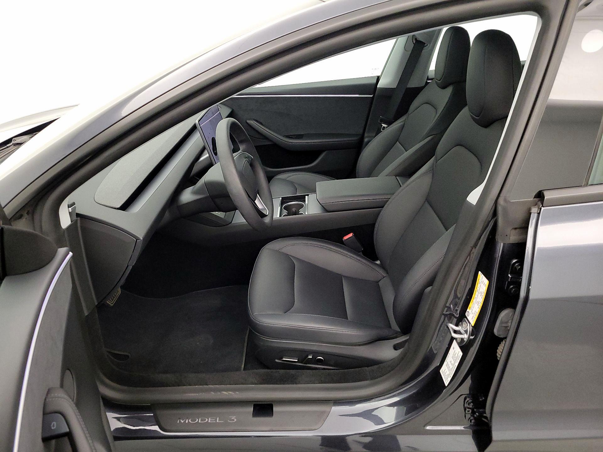Thumbnail: 2025 Tesla Model 3 - 11