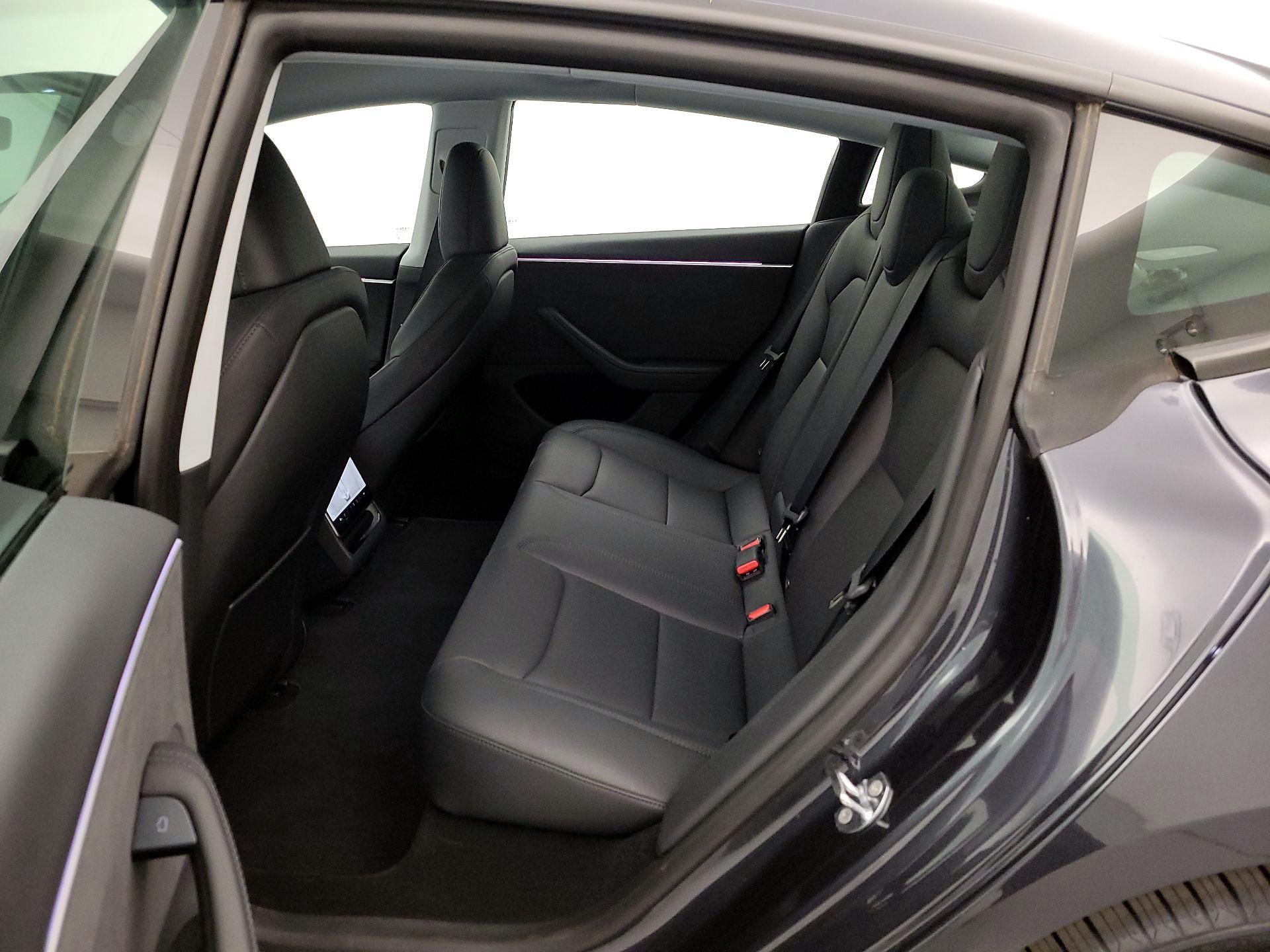 Thumbnail: 2025 Tesla Model 3 - 20