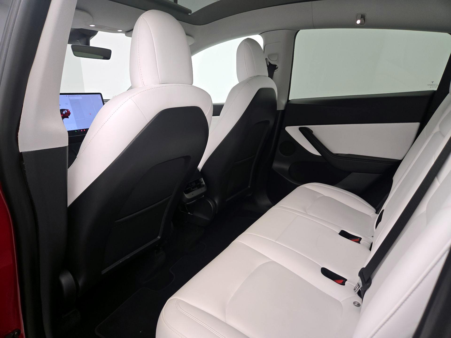 Thumbnail: 2021 Tesla Model Y - 19