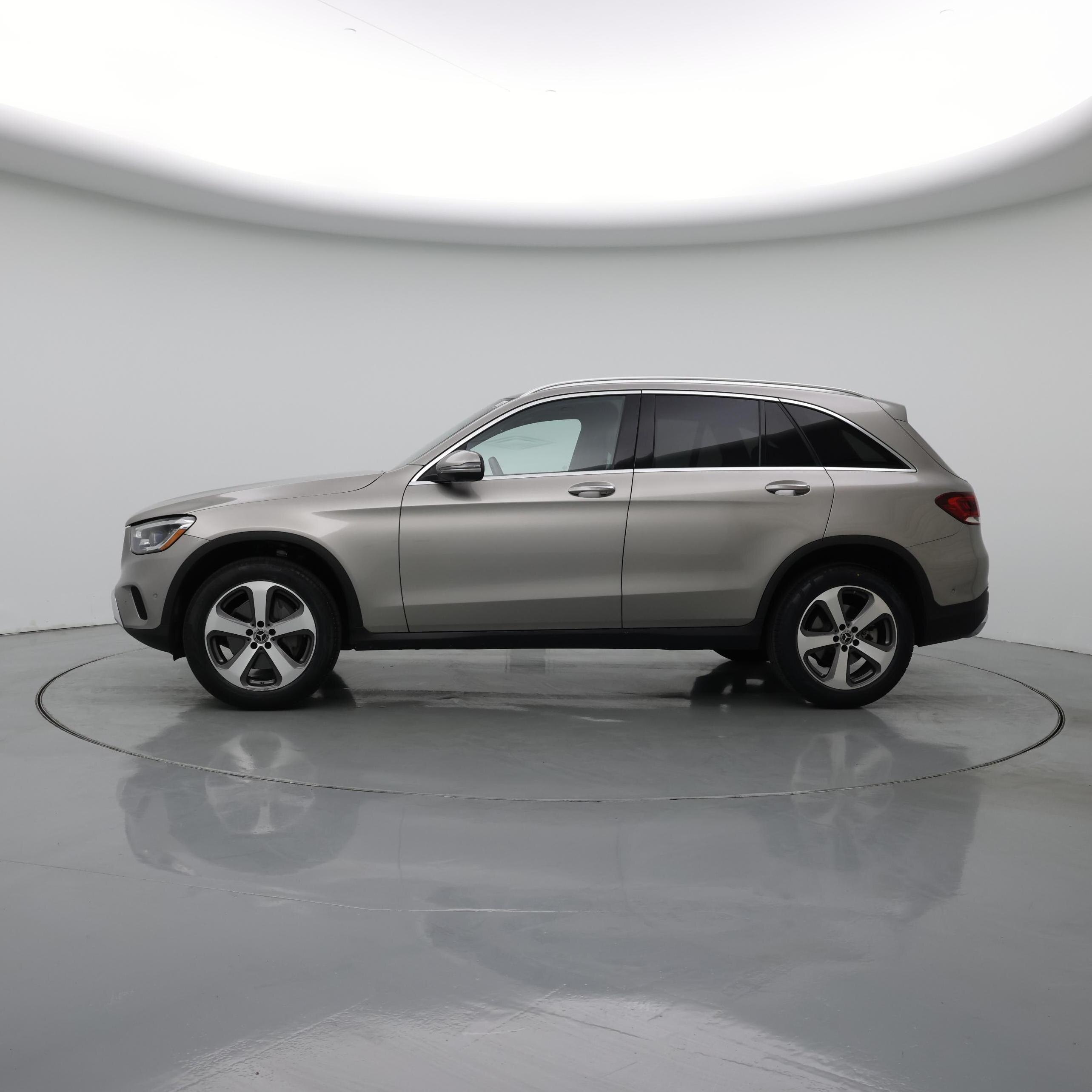 Thumbnail: 2021 Mercedes-Benz GLC - 3
