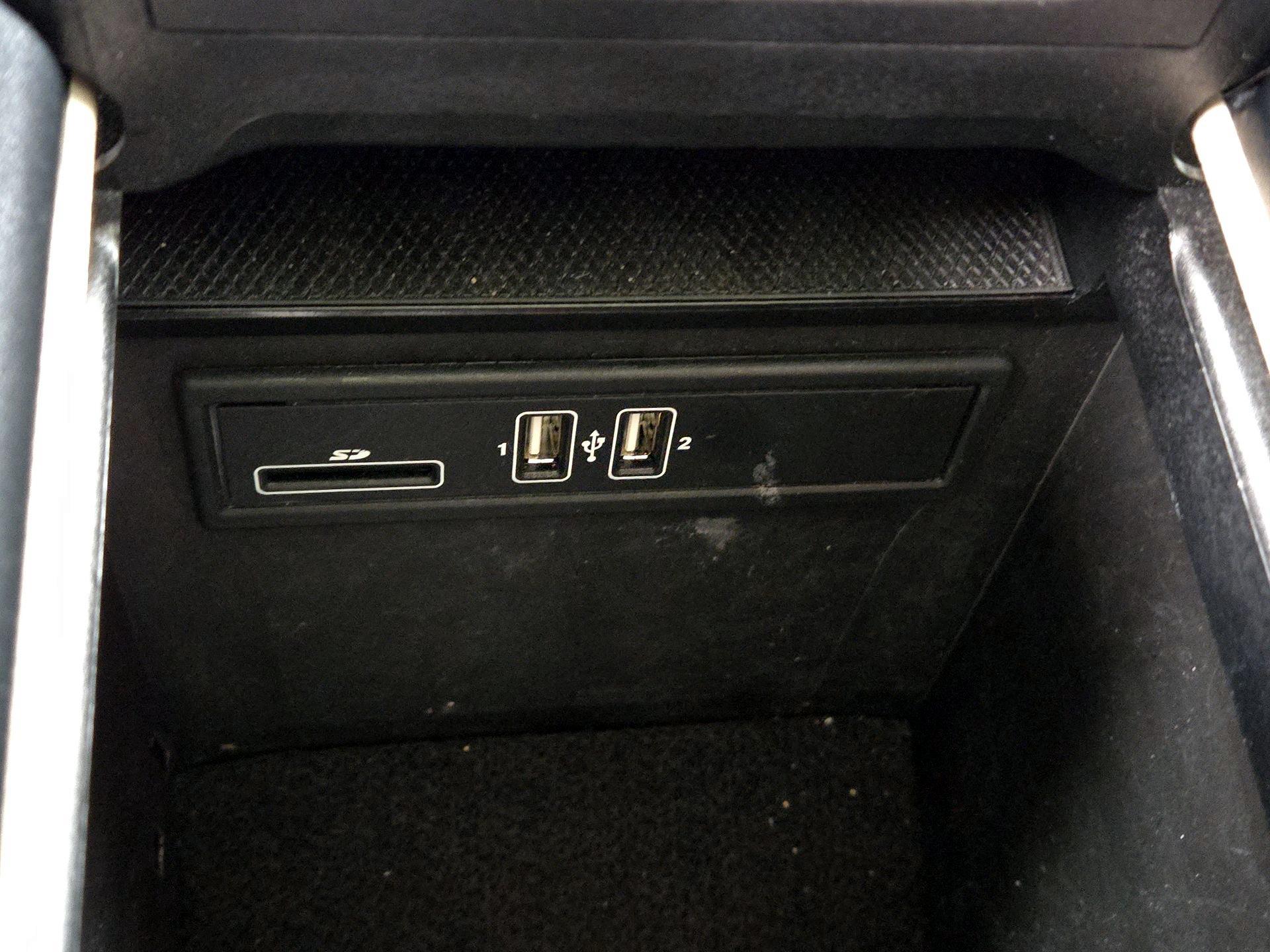 Thumbnail: 2016 Mercedes-Benz GLC - 18