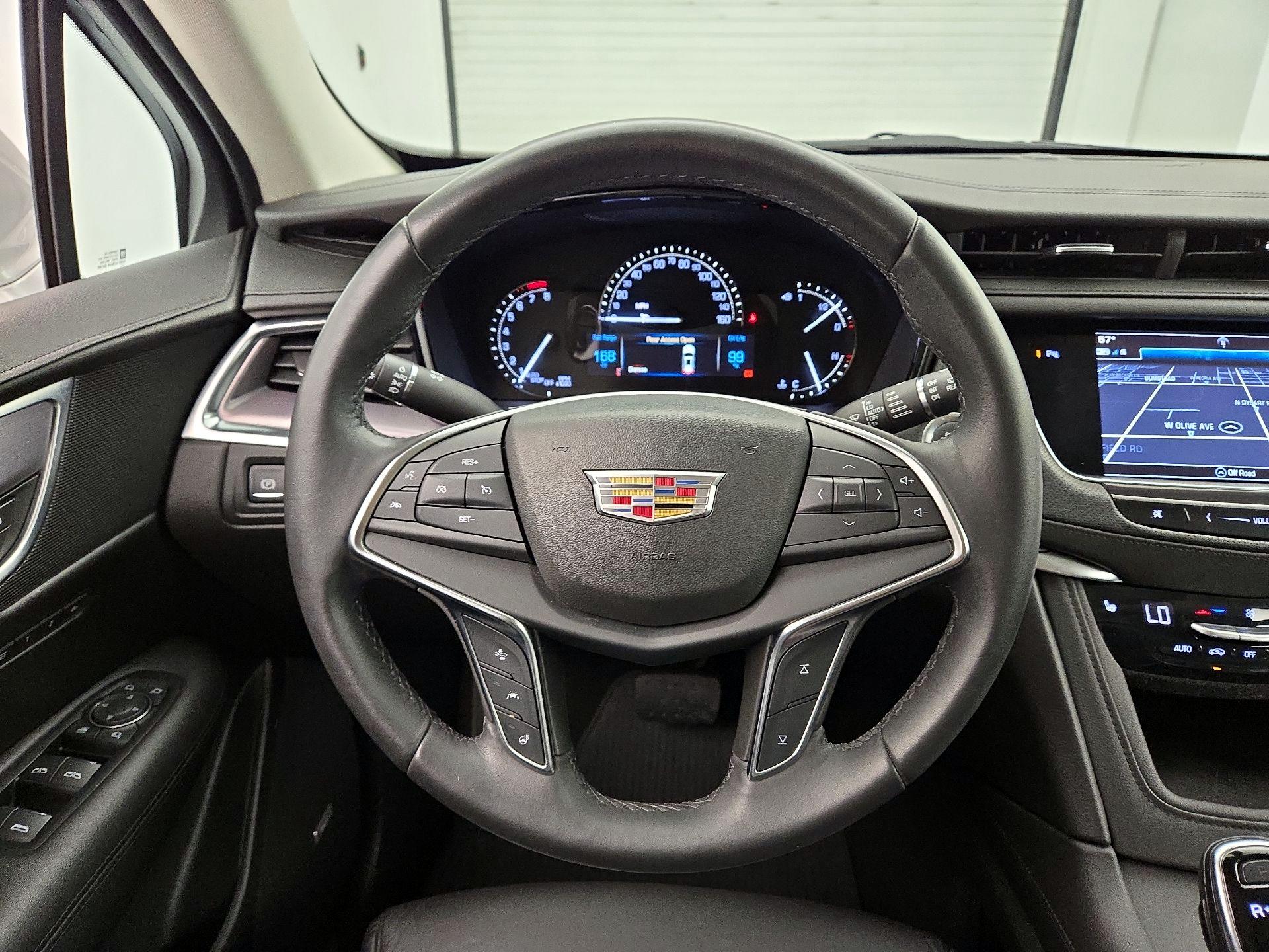Thumbnail: 2018 Cadillac XT5 - 10