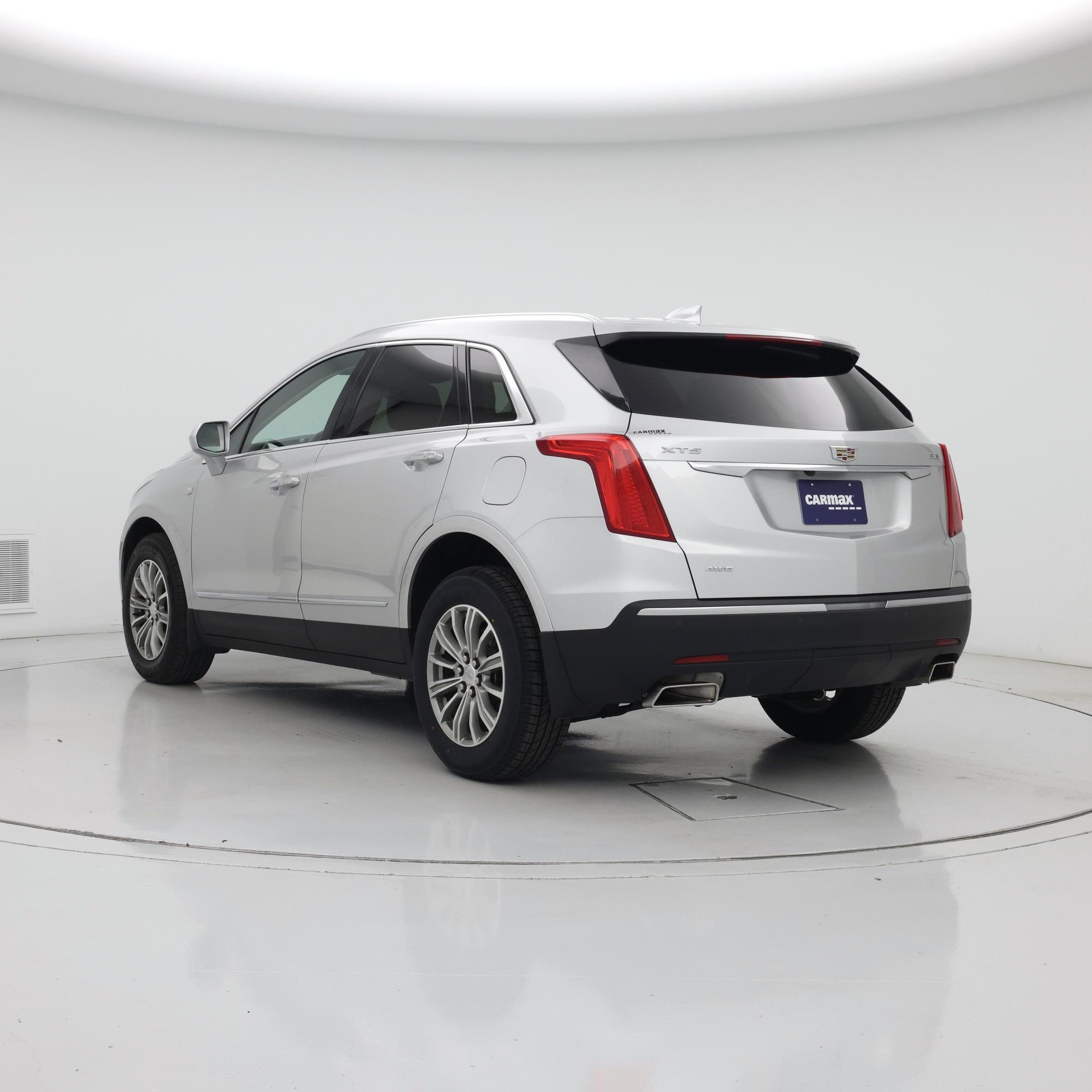 Thumbnail: 2018 Cadillac XT5 - 2