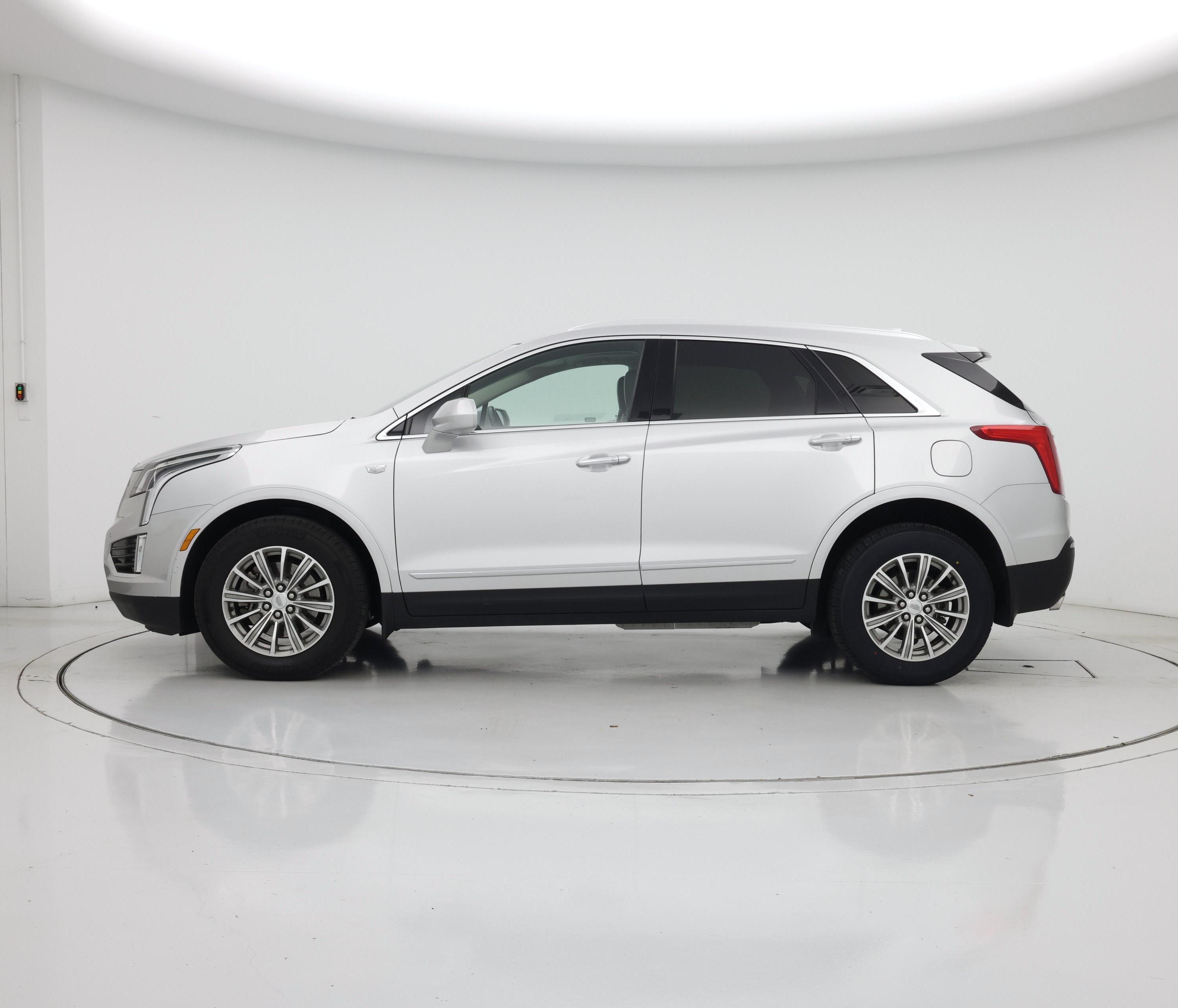 Thumbnail: 2018 Cadillac XT5 - 3