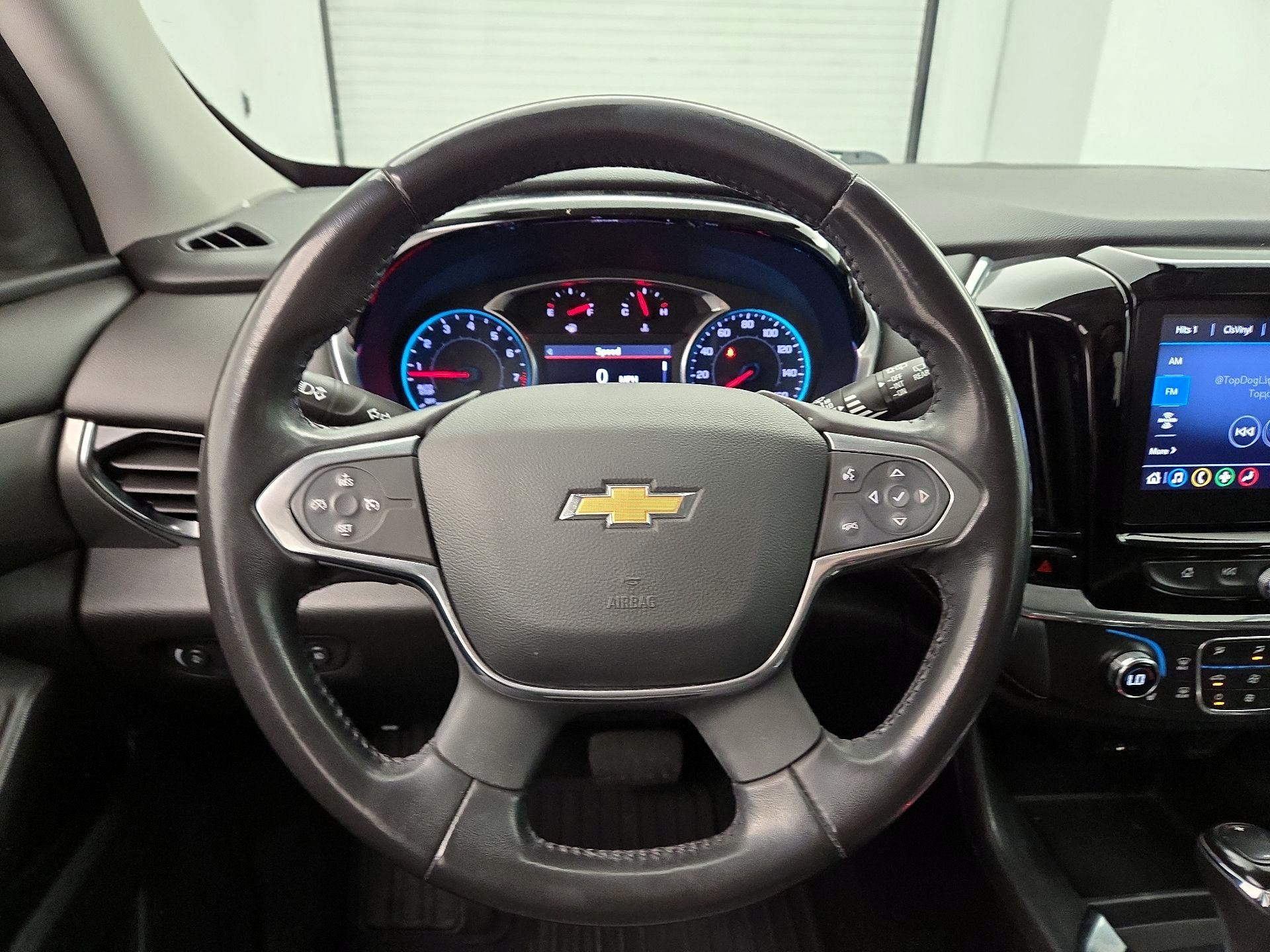 Thumbnail: 2020 Chevrolet Traverse - 10