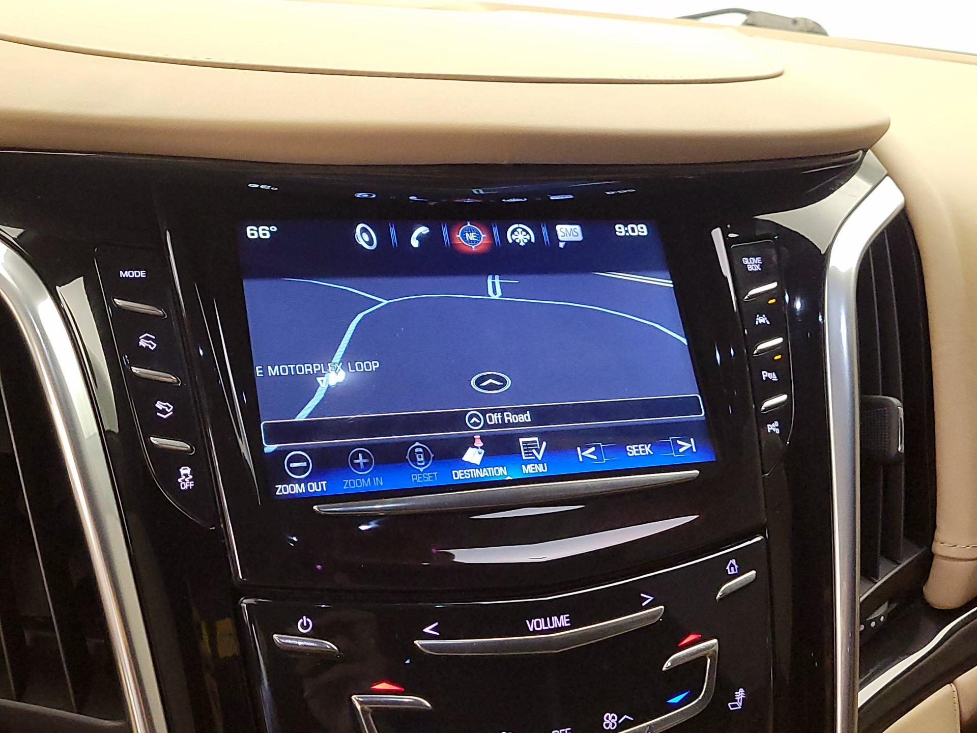 Thumbnail: 2020 Cadillac Escalade - 14