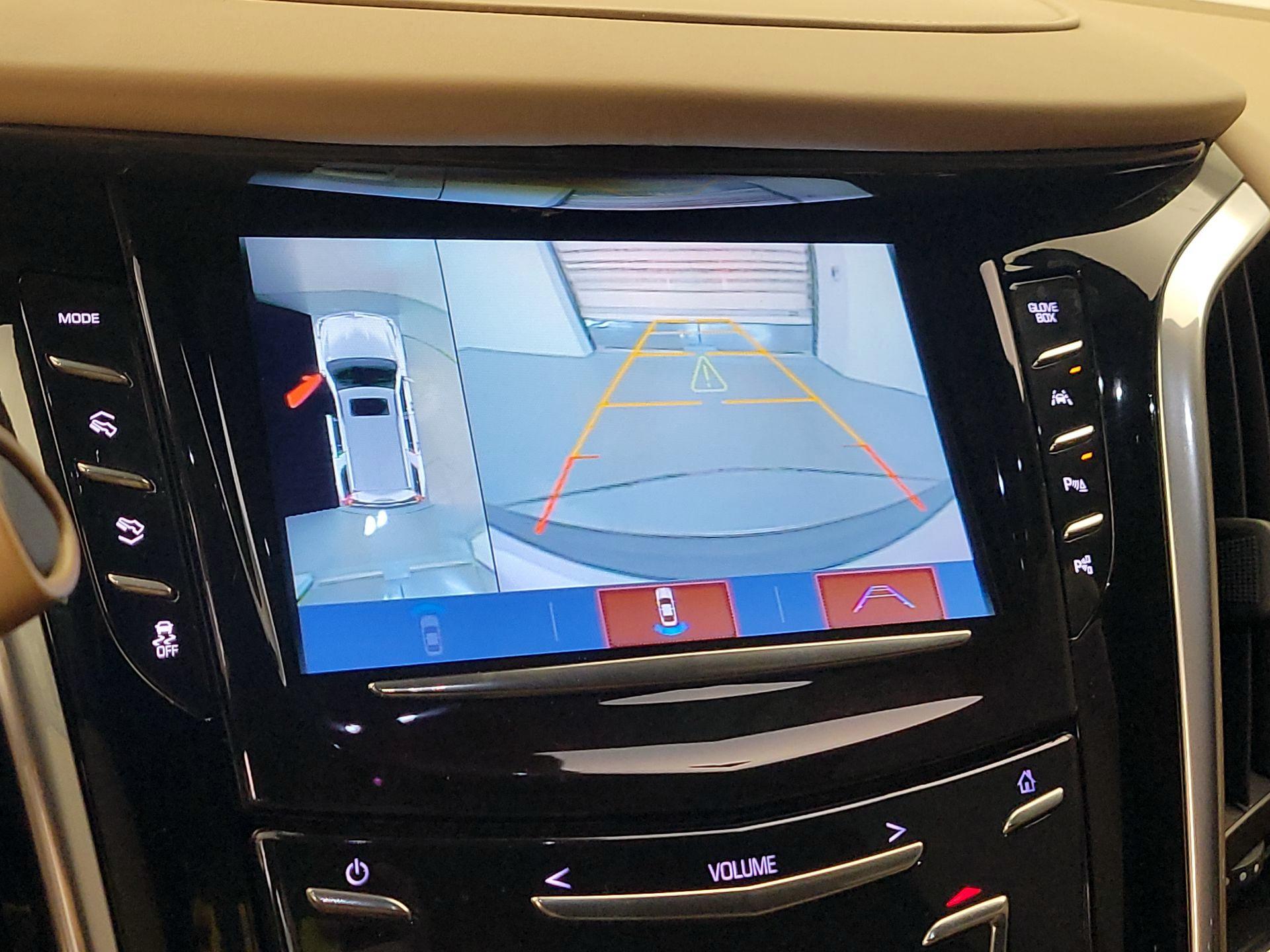 Thumbnail: 2020 Cadillac Escalade - 15