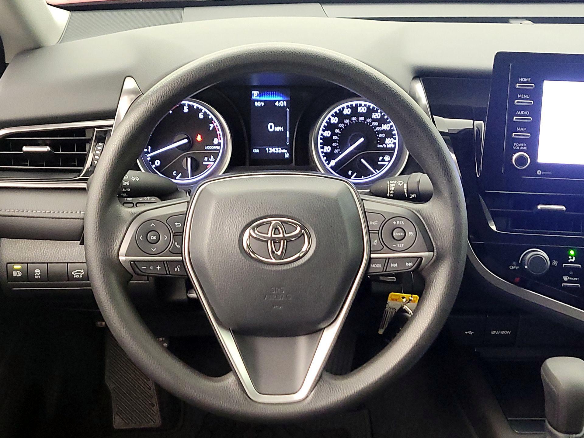 Thumbnail: 2021 Toyota Camry - 10