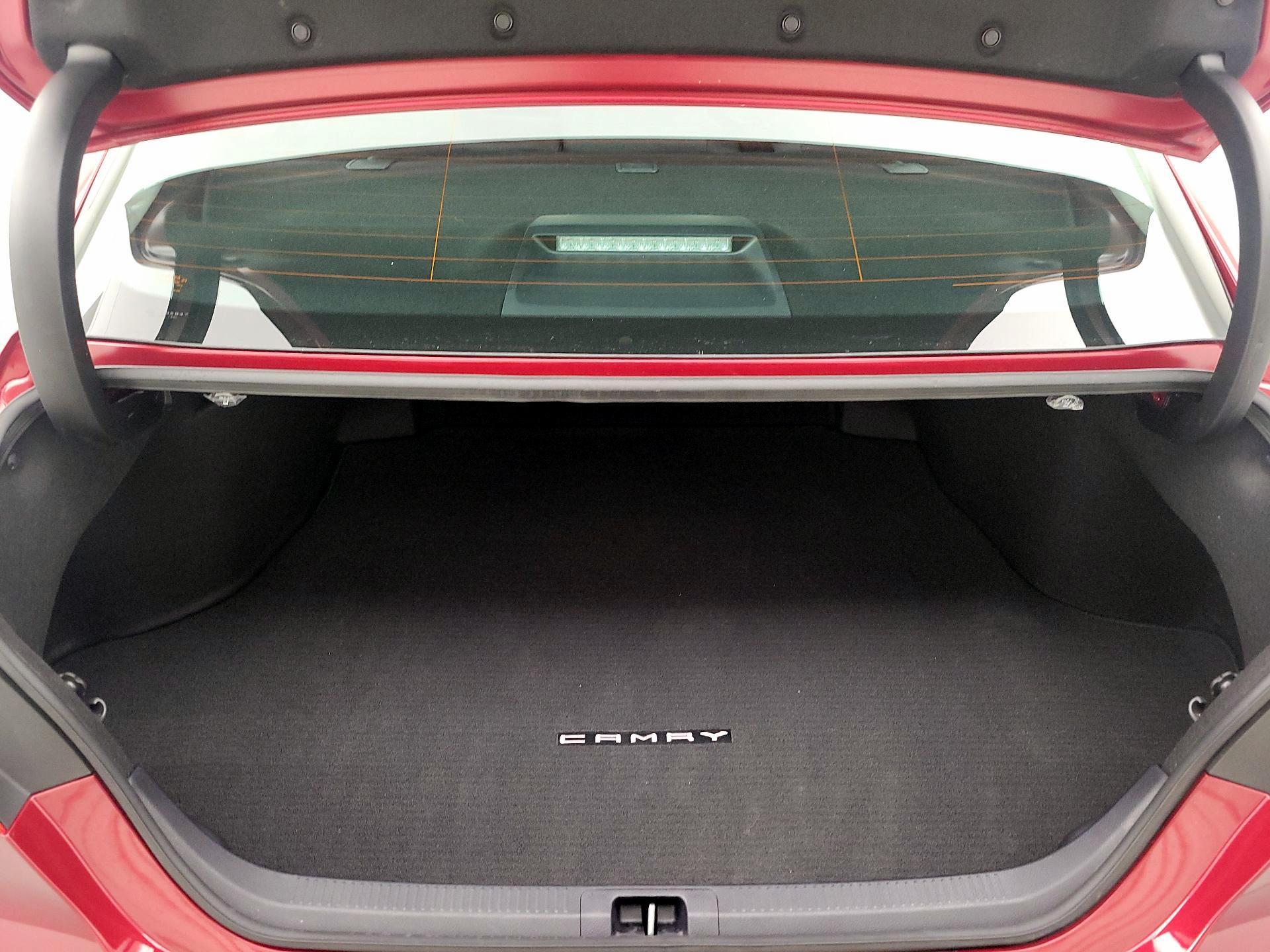 Thumbnail: 2021 Toyota Camry - 20
