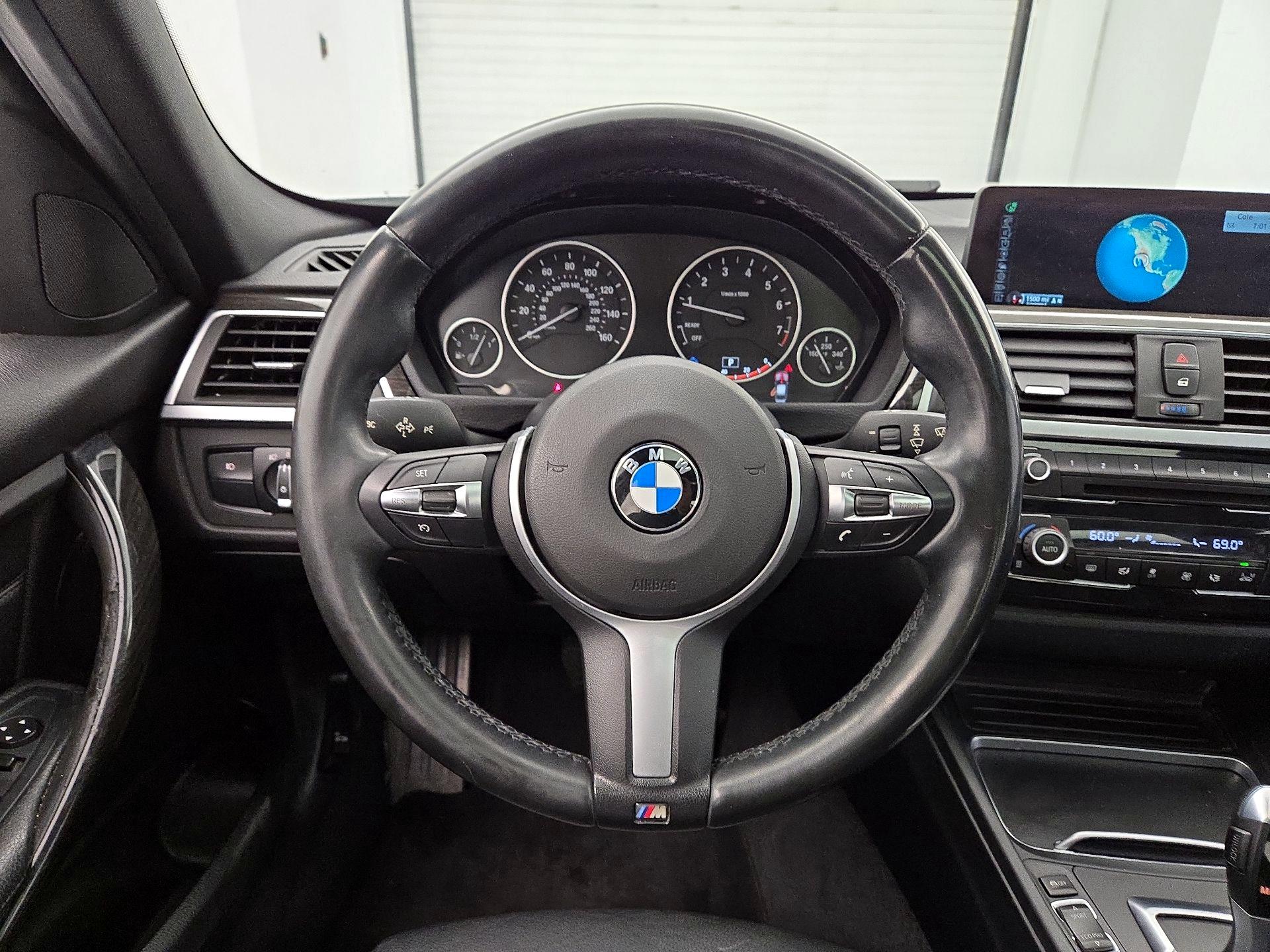 Thumbnail: 2016 BMW 3 Series - 10