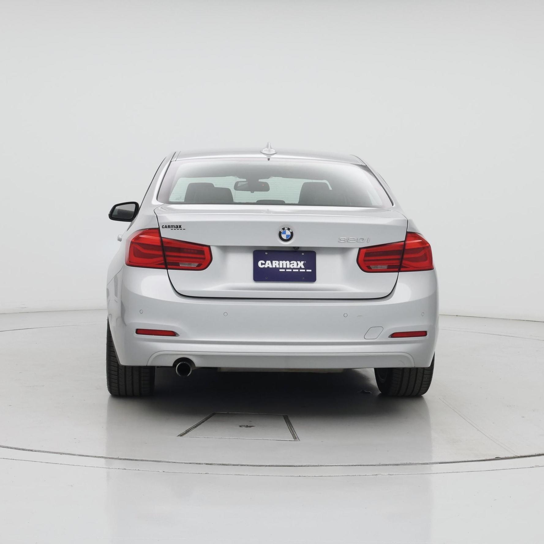 Thumbnail: 2016 BMW 3 Series - 6