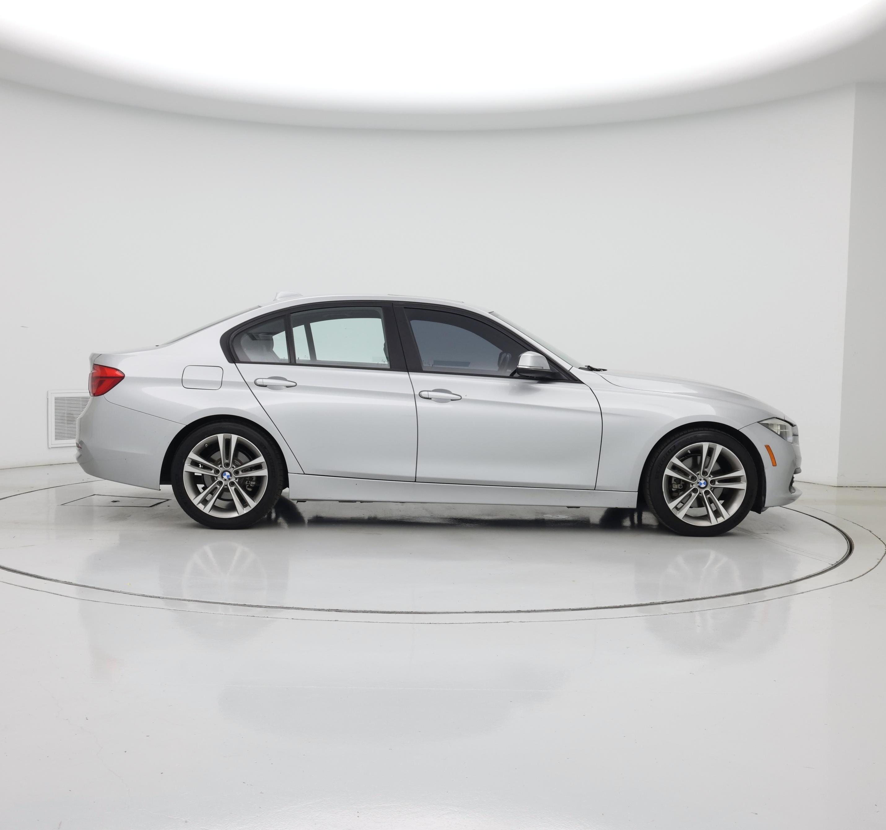 Thumbnail: 2016 BMW 3 Series - 7