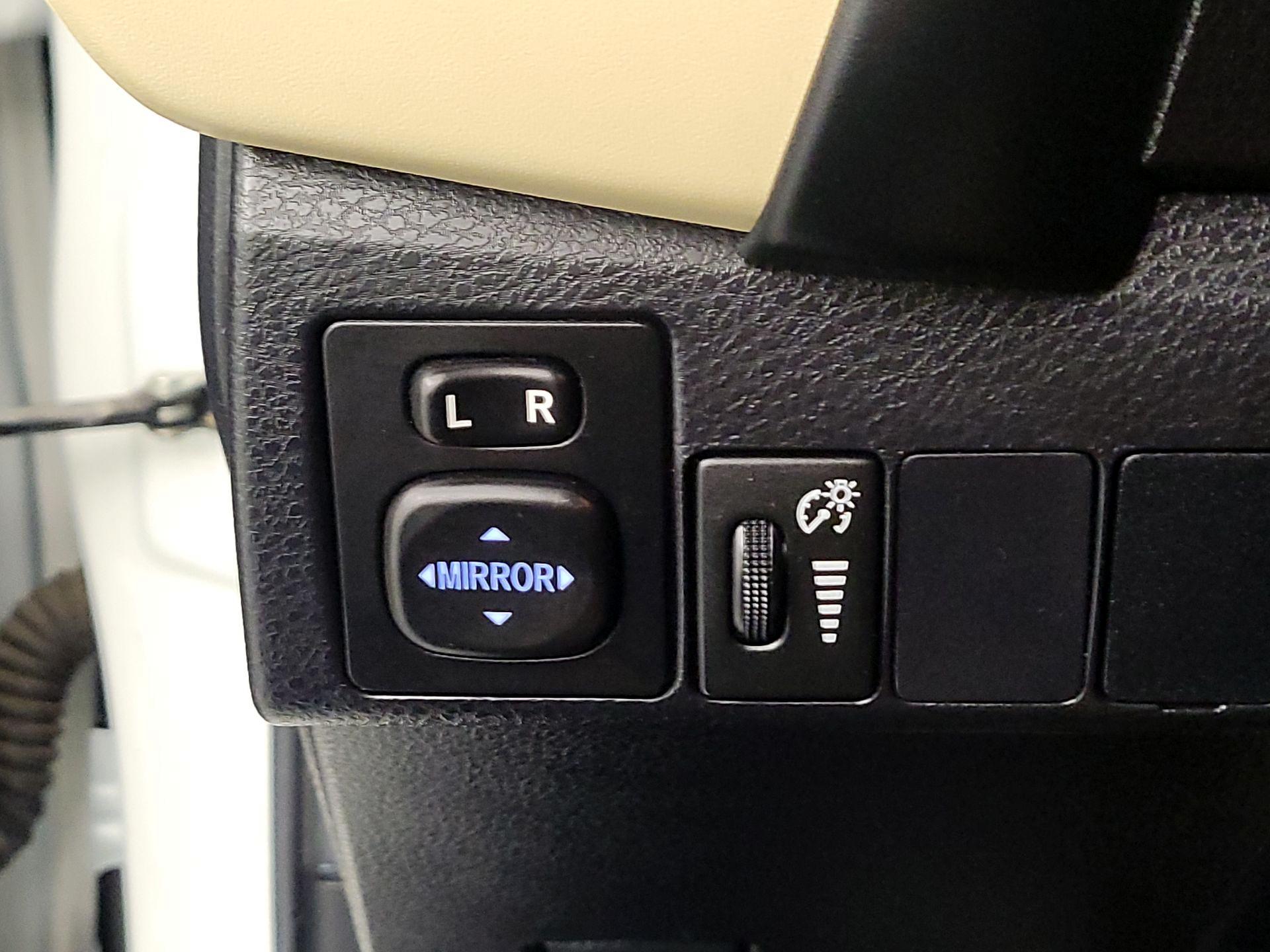 Thumbnail: 2019 Toyota Corolla - 13