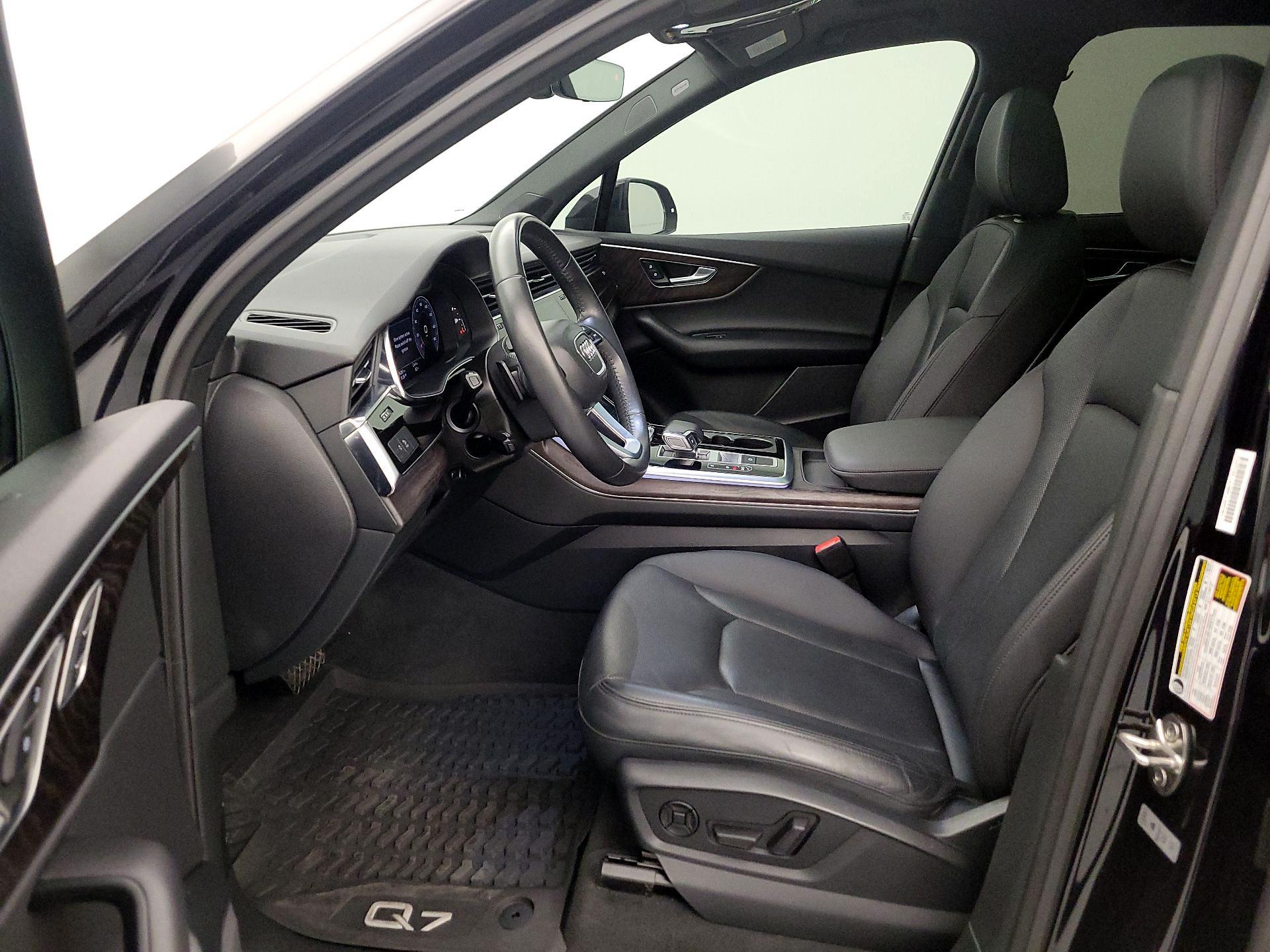 Thumbnail: 2020 Audi Q7 - 11