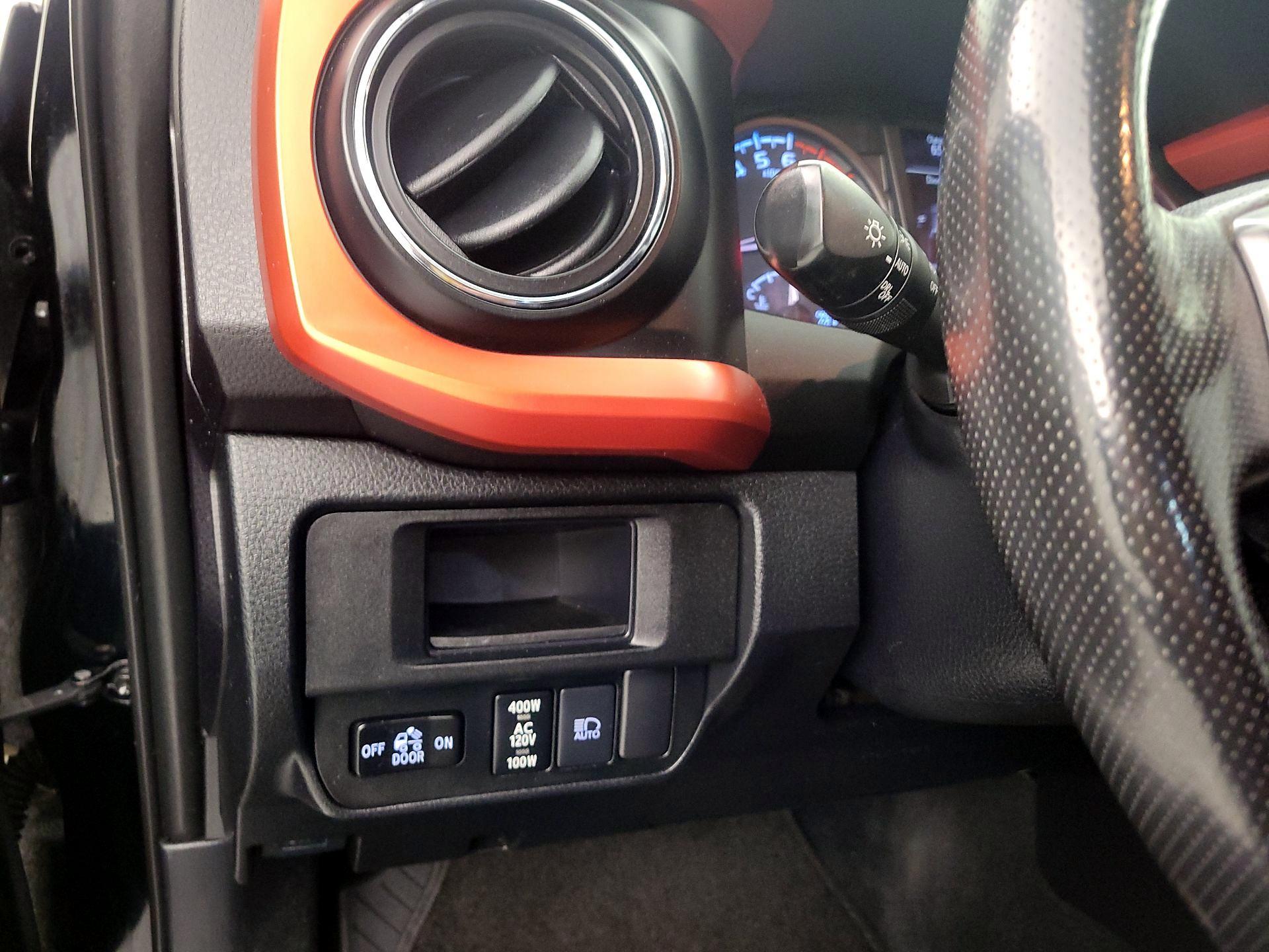 Thumbnail: 2019 Toyota Tacoma - 13