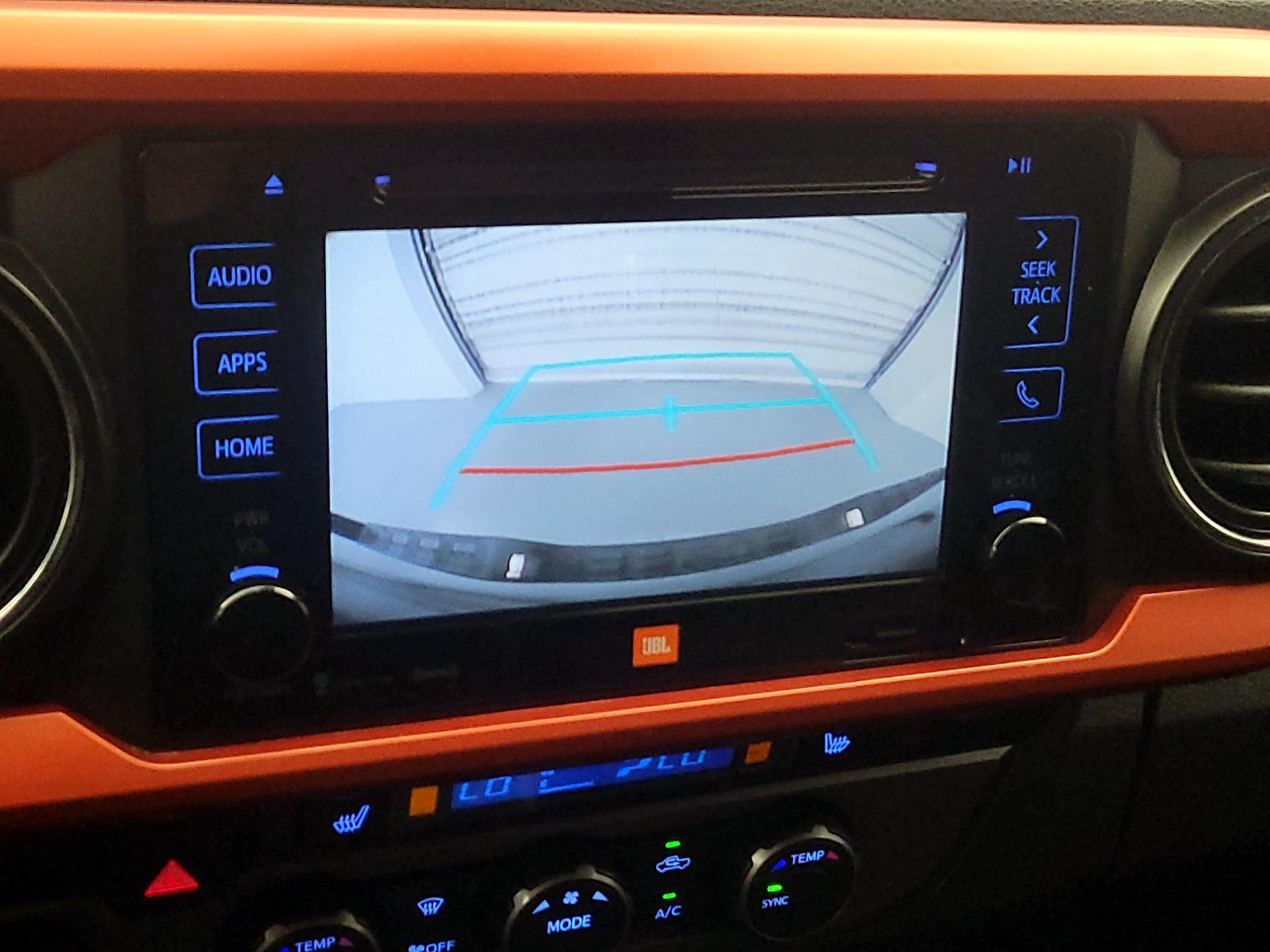 Thumbnail: 2019 Toyota Tacoma - 14