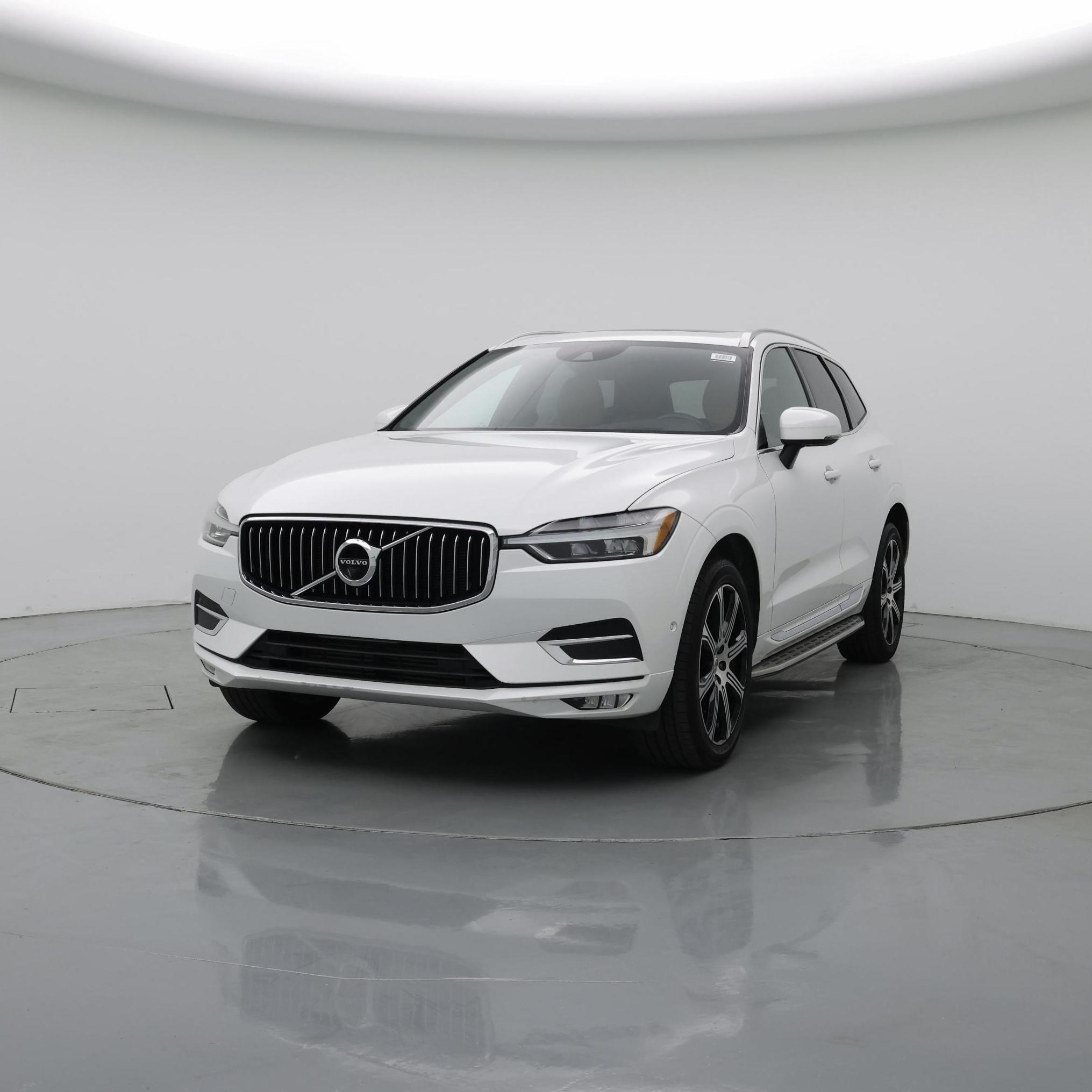 Thumbnail: 2021 Volvo XC60 - 4