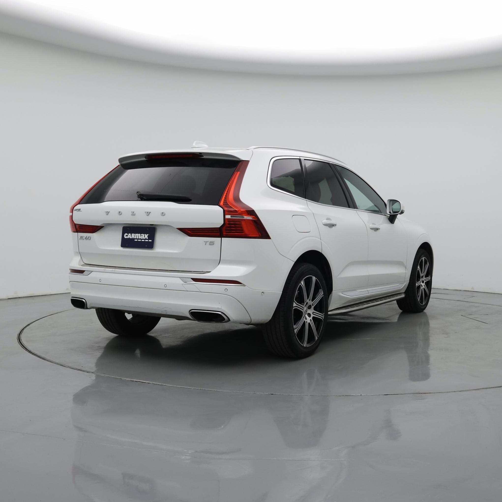 Thumbnail: 2021 Volvo XC60 - 8