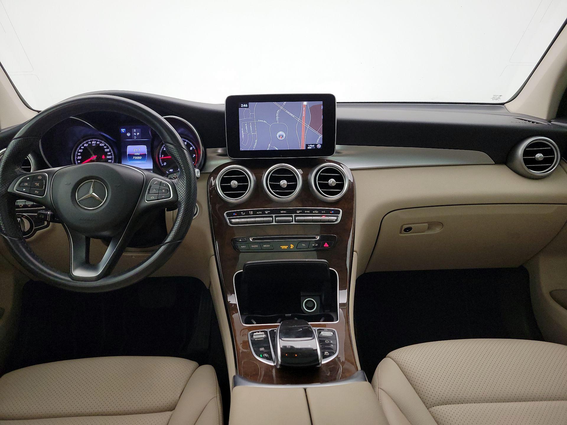 Thumbnail: 2016 Mercedes-Benz GLC - 9