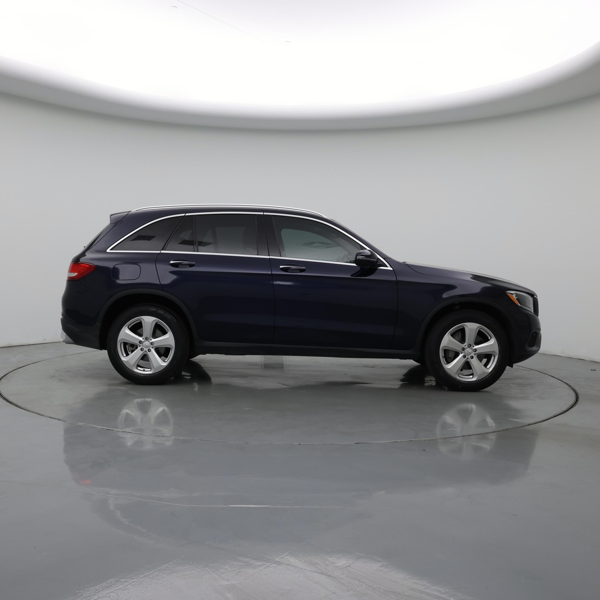 Thumbnail: 2016 Mercedes-Benz GLC - 7