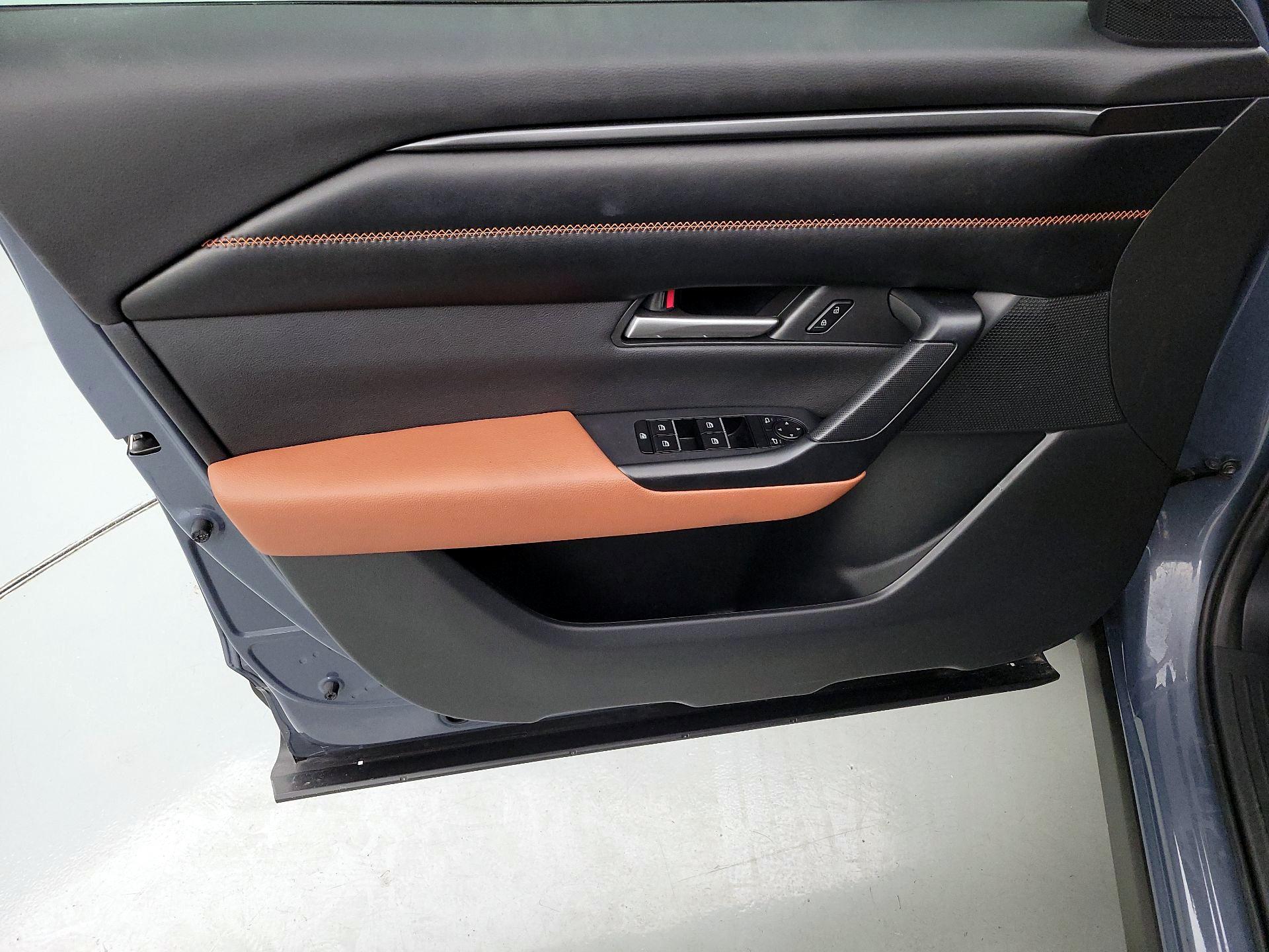 Thumbnail: 2023 Mazda CX-50 - 12