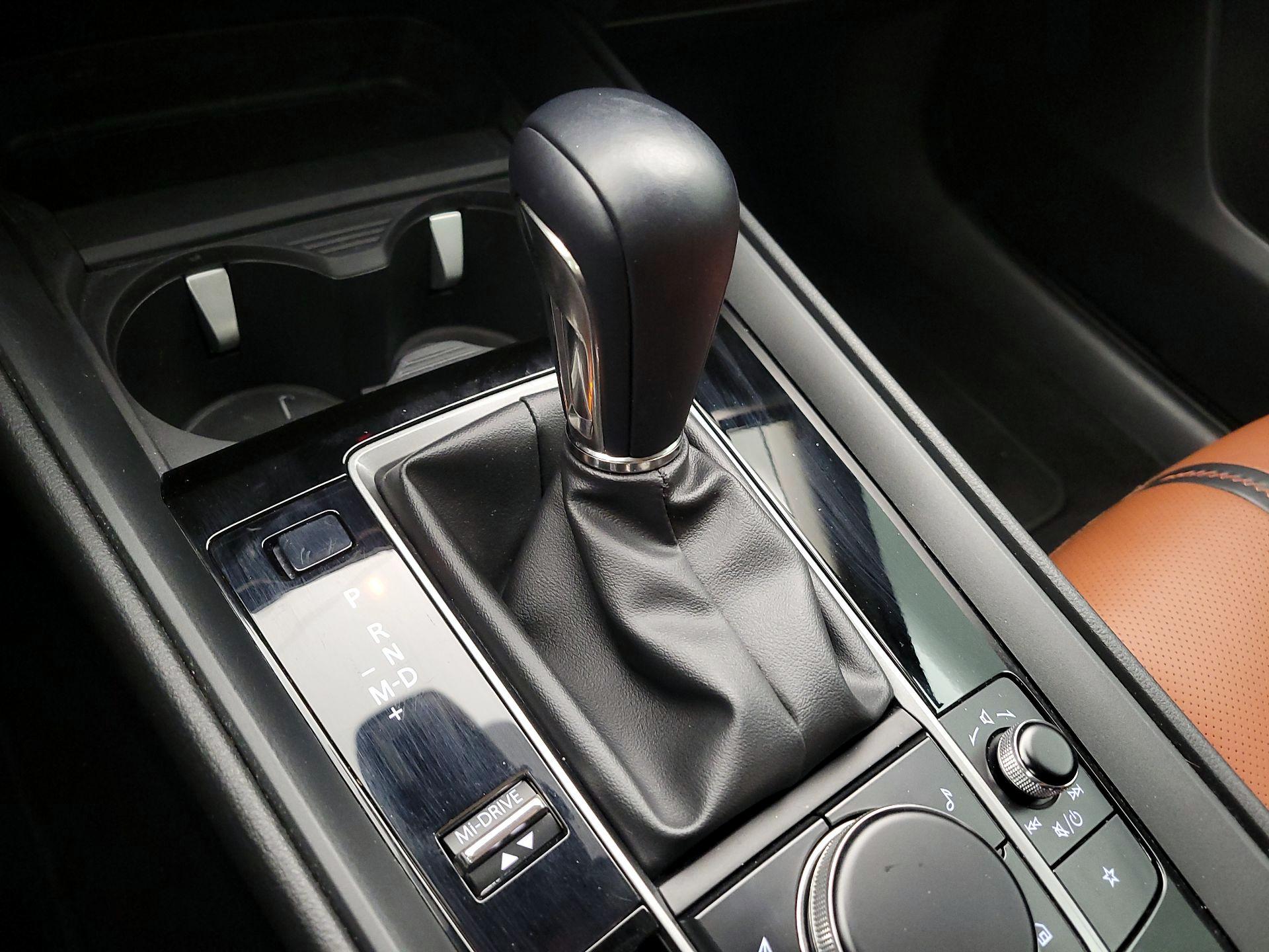 Thumbnail: 2023 Mazda CX-50 - 18