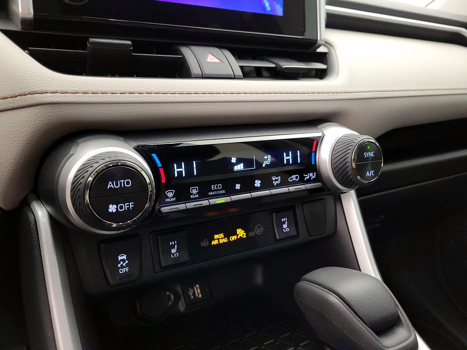 Thumbnail: 2024 Toyota RAV4 - 16