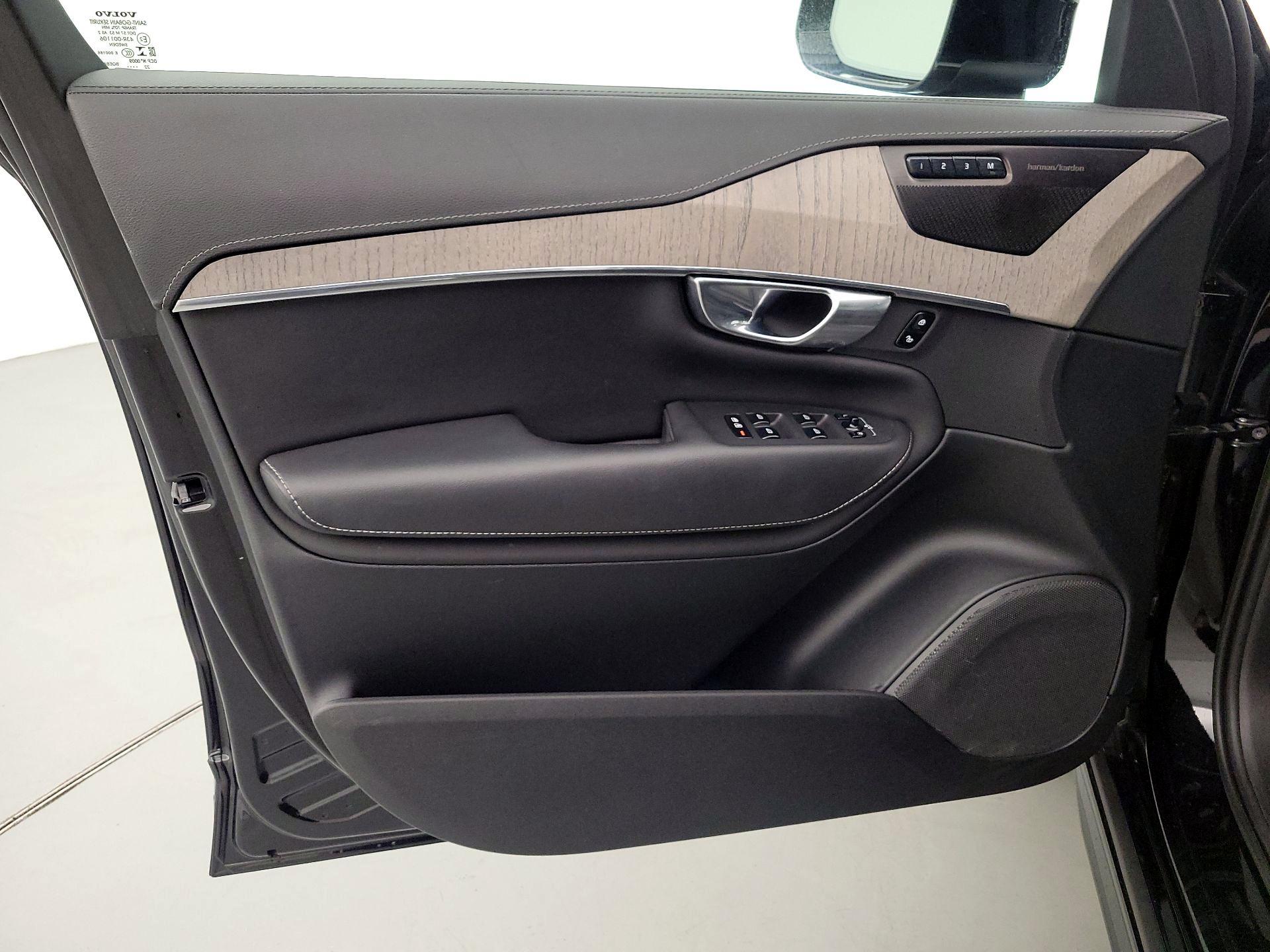 Thumbnail: 2023 Volvo XC90 - 12