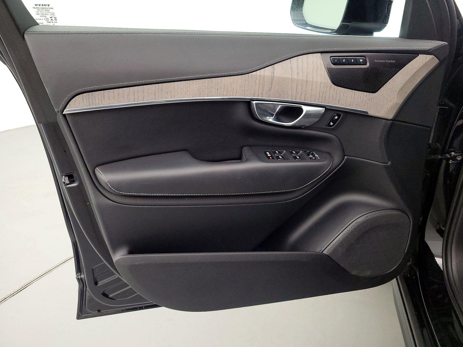 2023 Volvo XC90 Ultimate - Photo 13