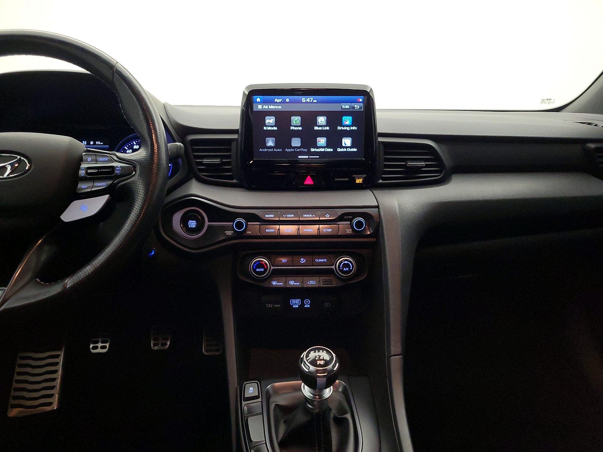 Thumbnail: 2020 Hyundai Veloster - 9