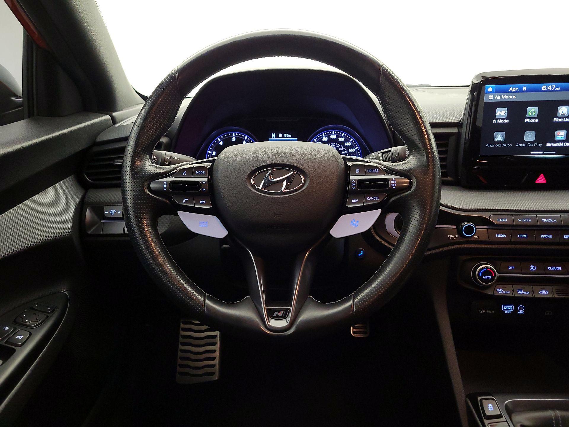 Thumbnail: 2020 Hyundai Veloster - 10