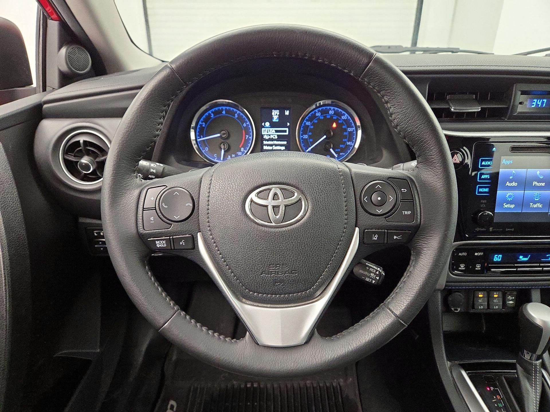 Thumbnail: 2017 Toyota Corolla - 10