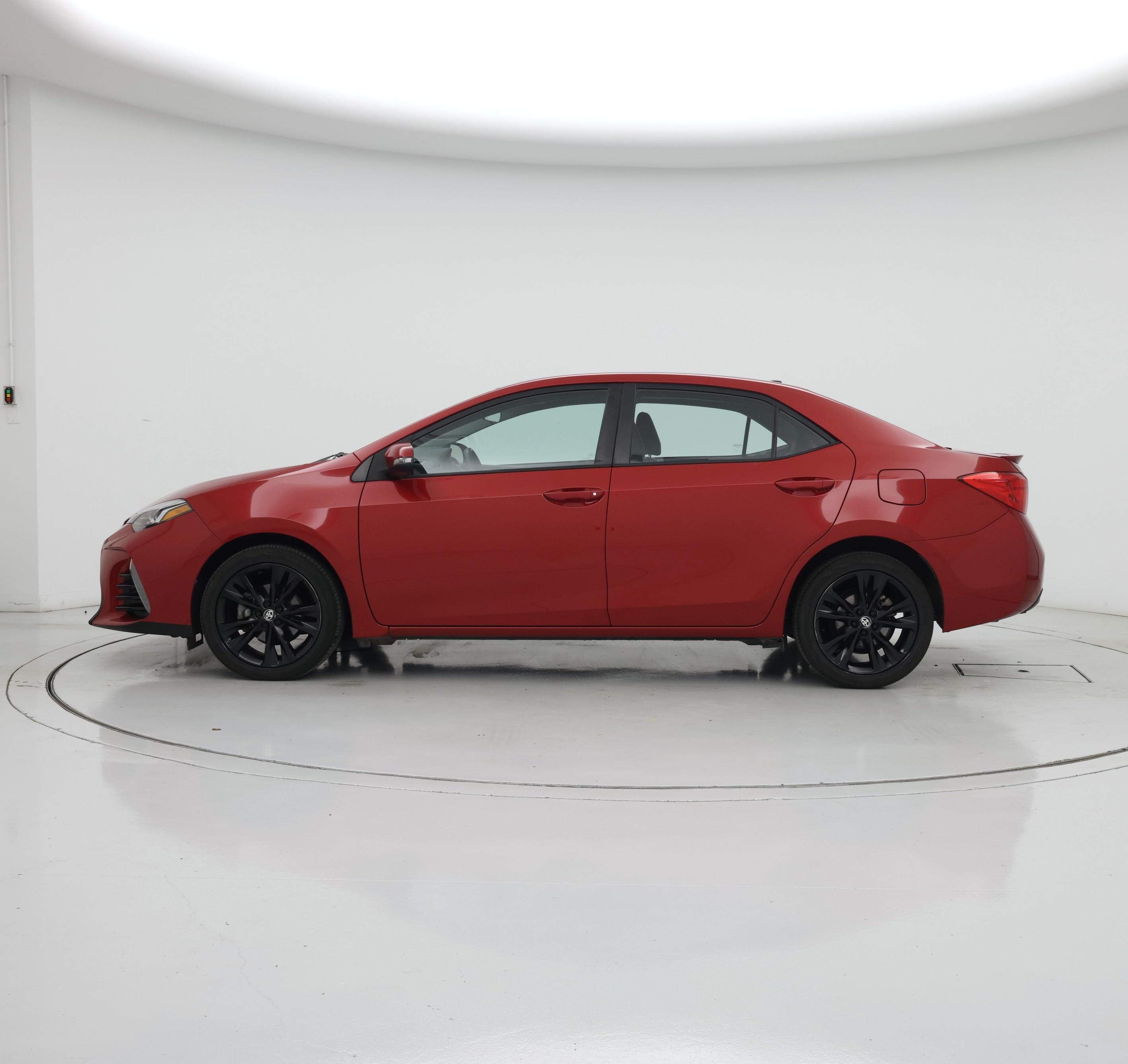 Thumbnail: 2017 Toyota Corolla - 3
