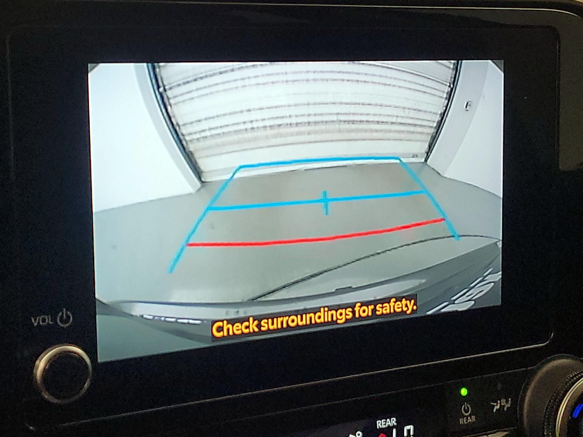 Thumbnail: 2023 Toyota Highlander - 14