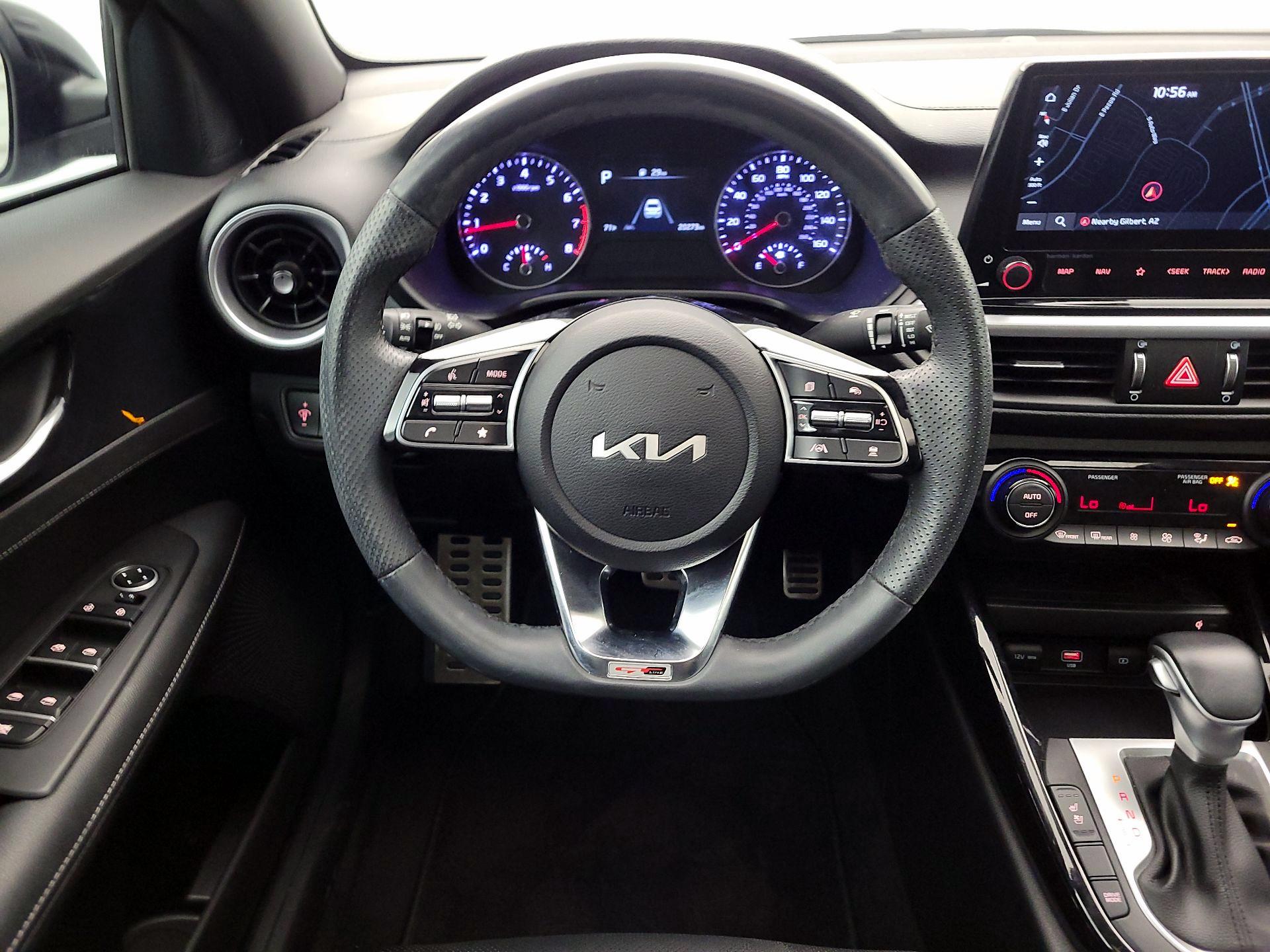 Thumbnail: 2023 Kia Forte - 10