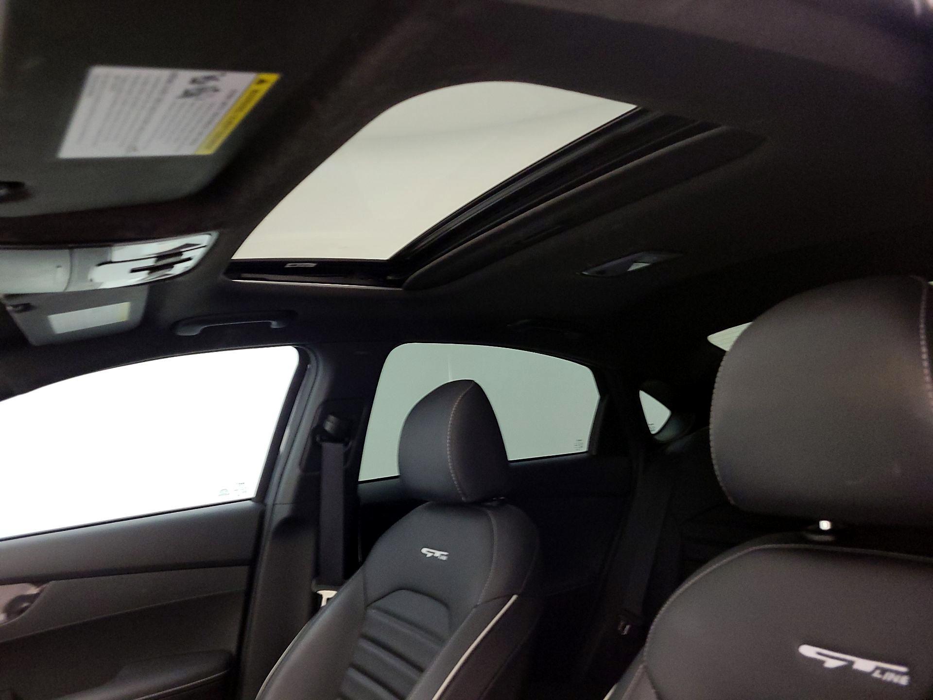 Thumbnail: 2023 Kia Forte - 20