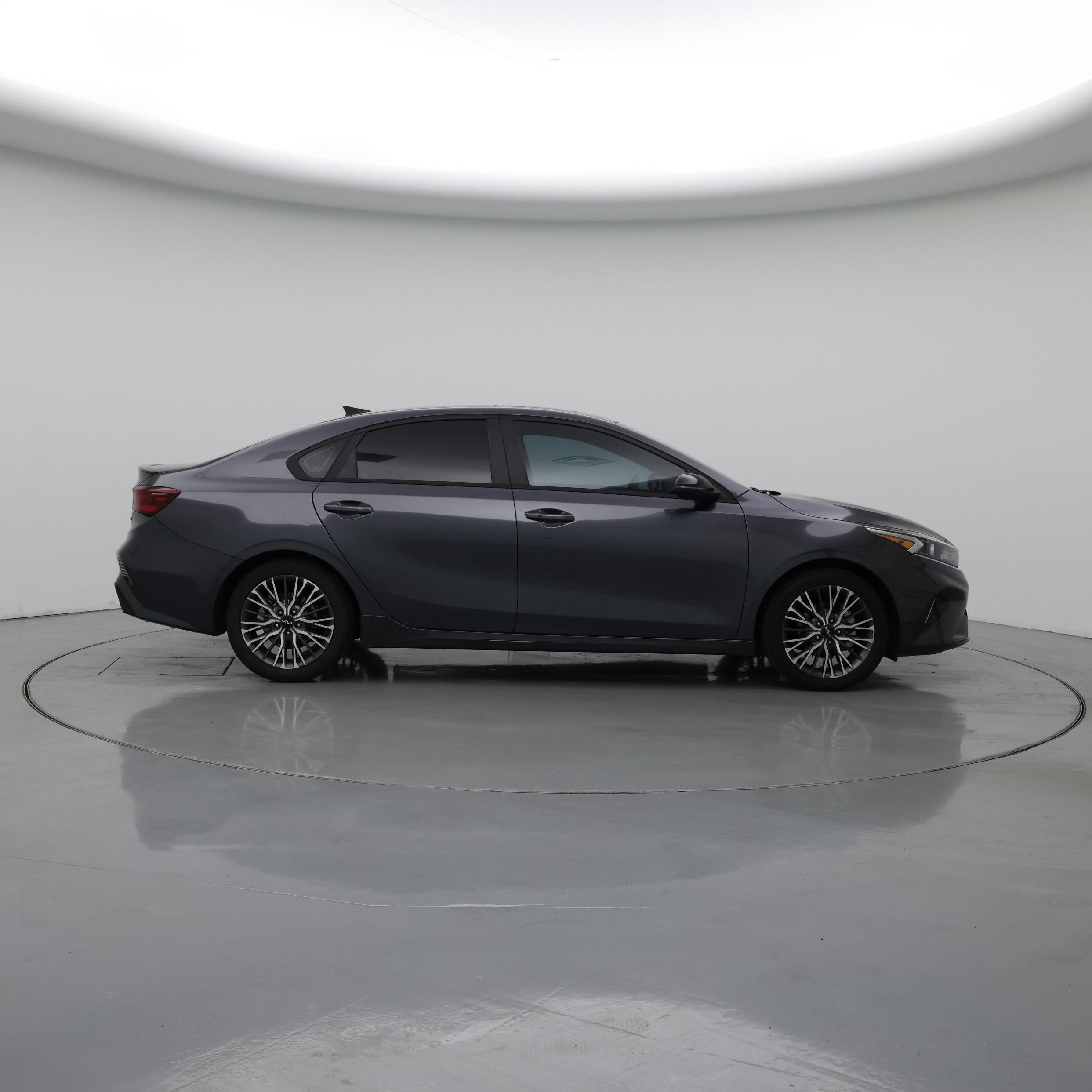 Thumbnail: 2023 Kia Forte - 7