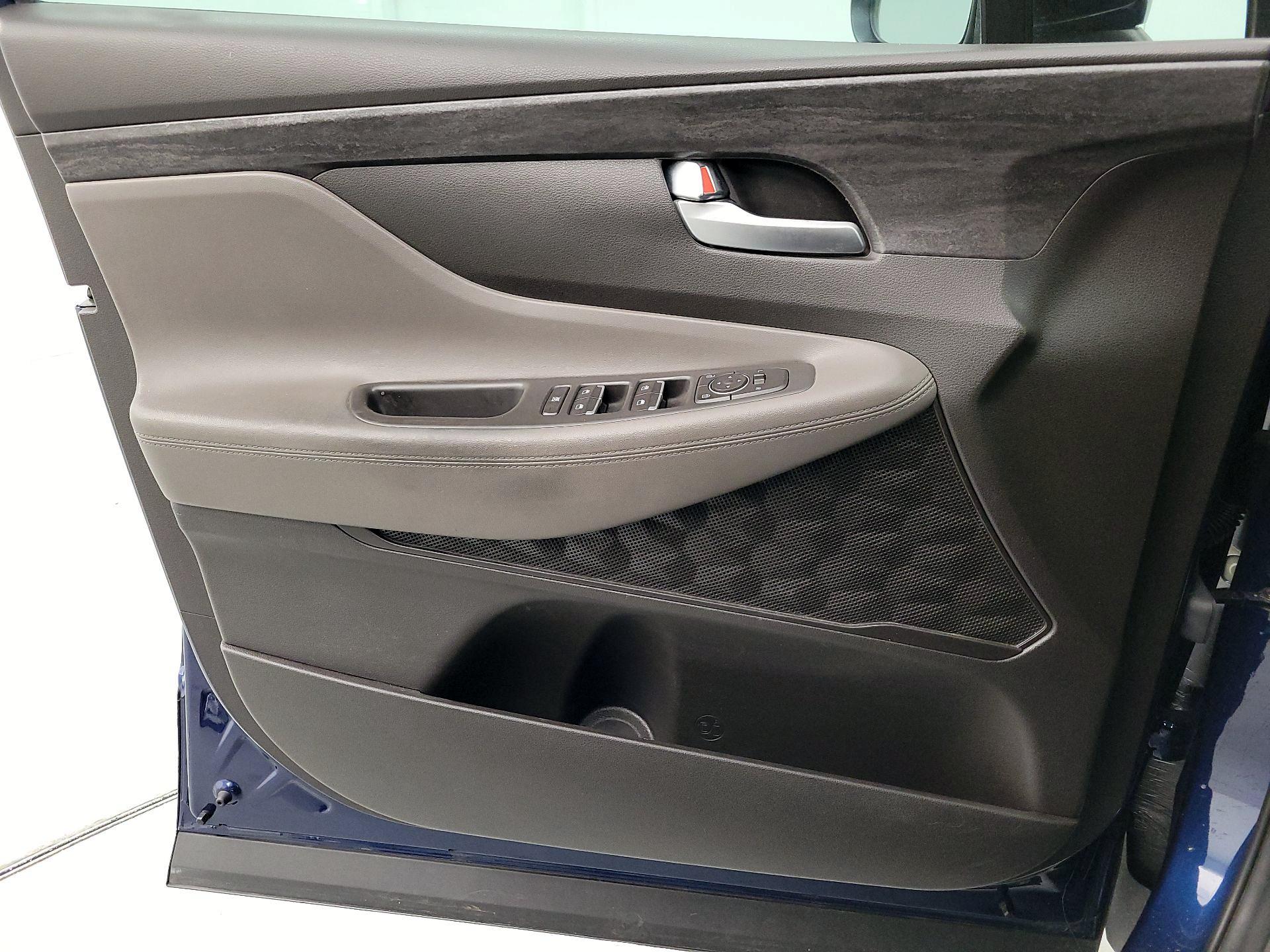 Thumbnail: 2020 Hyundai Santa Fe - 12