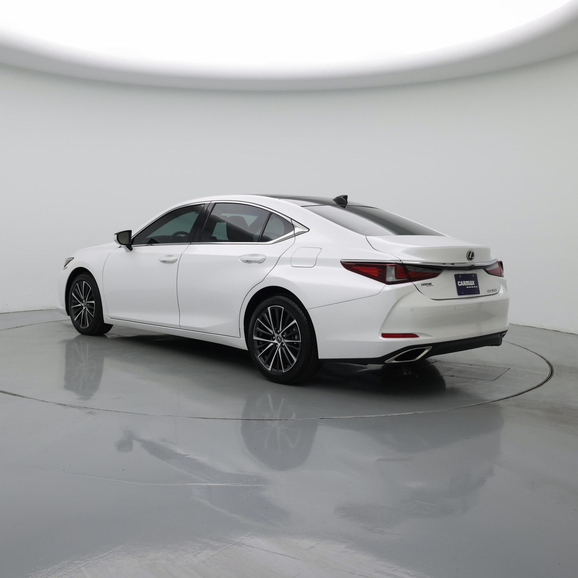 Thumbnail: 2025 Lexus ES - 2