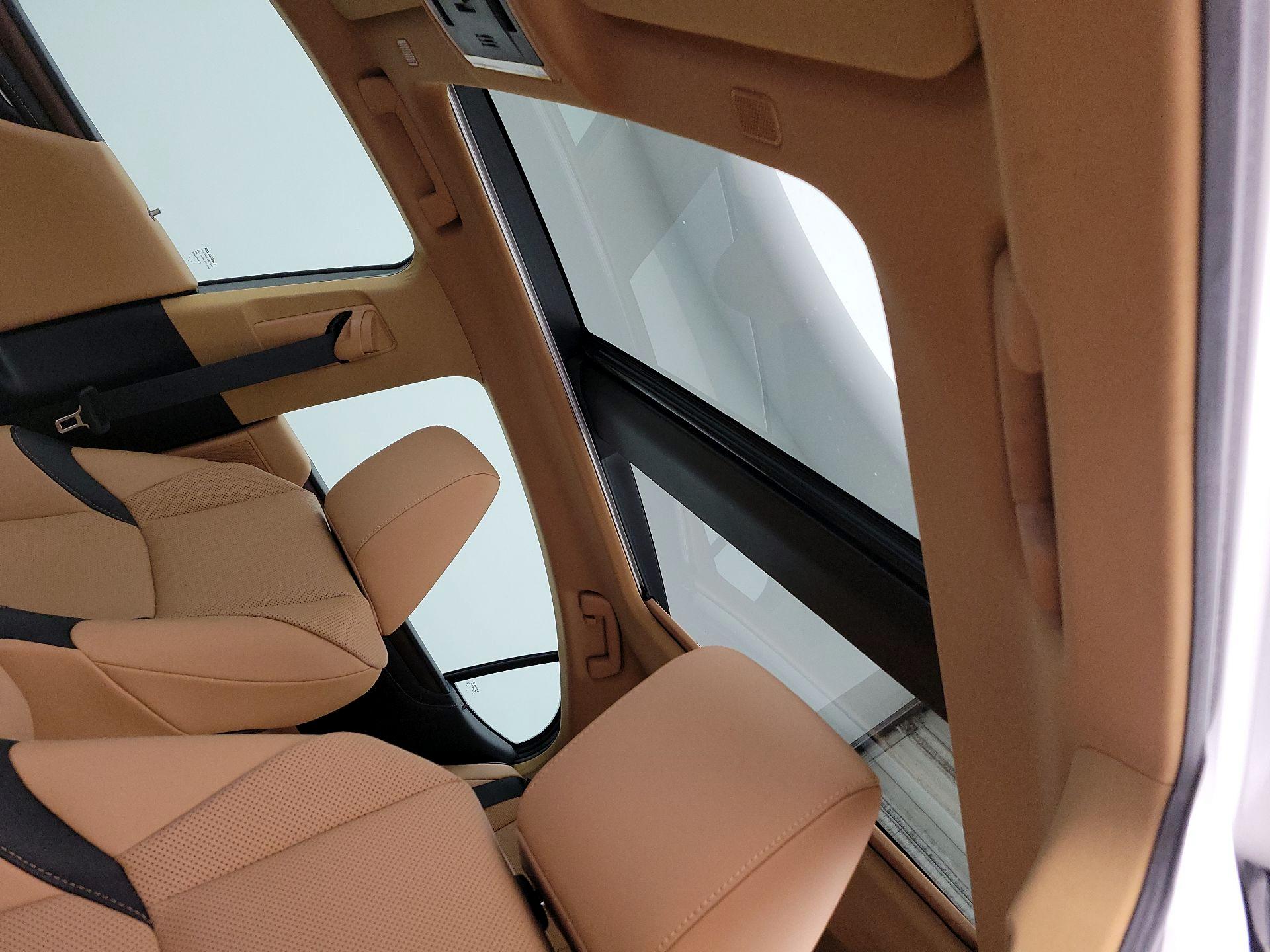 Thumbnail: 2025 Lexus ES - 19