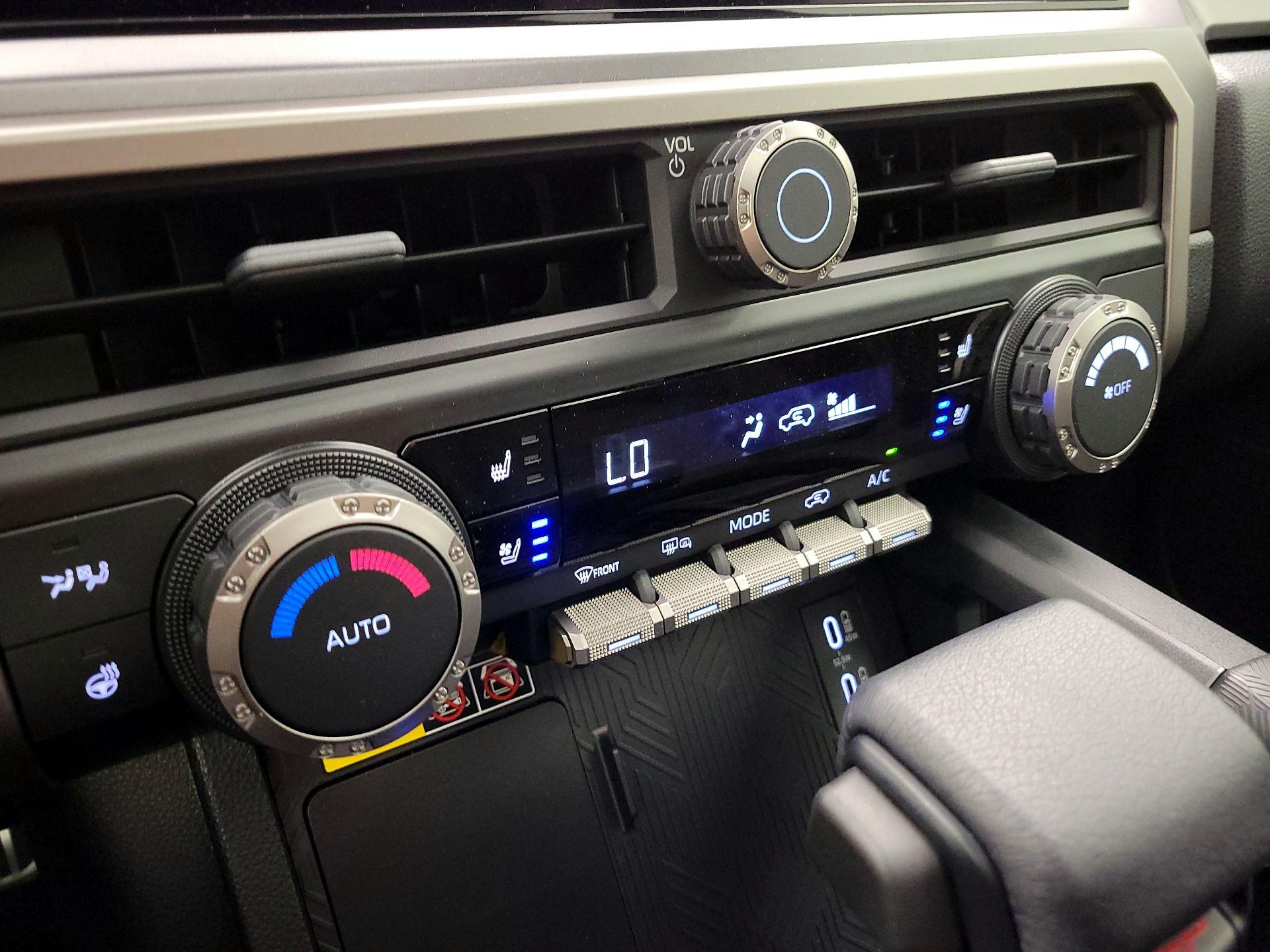 Thumbnail: 2026 Toyota 4Runner - 16