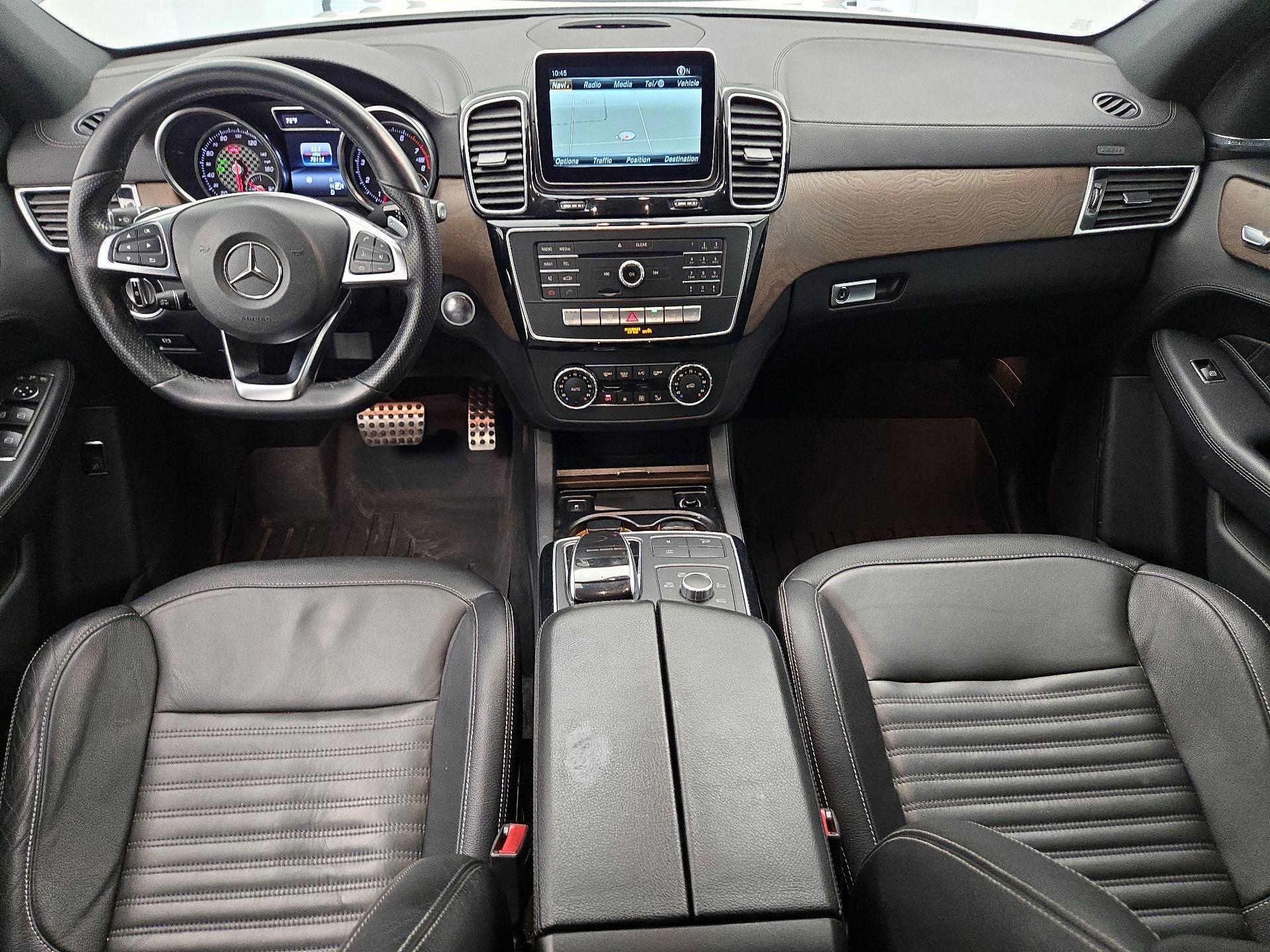 Thumbnail: 2016 Mercedes-Benz GLE - 9