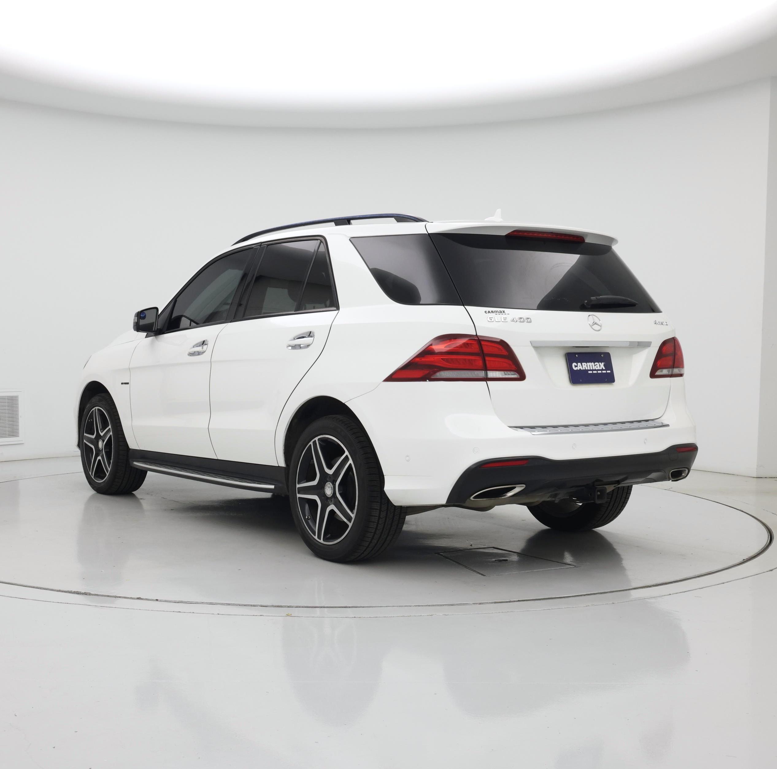 Thumbnail: 2016 Mercedes-Benz GLE - 2