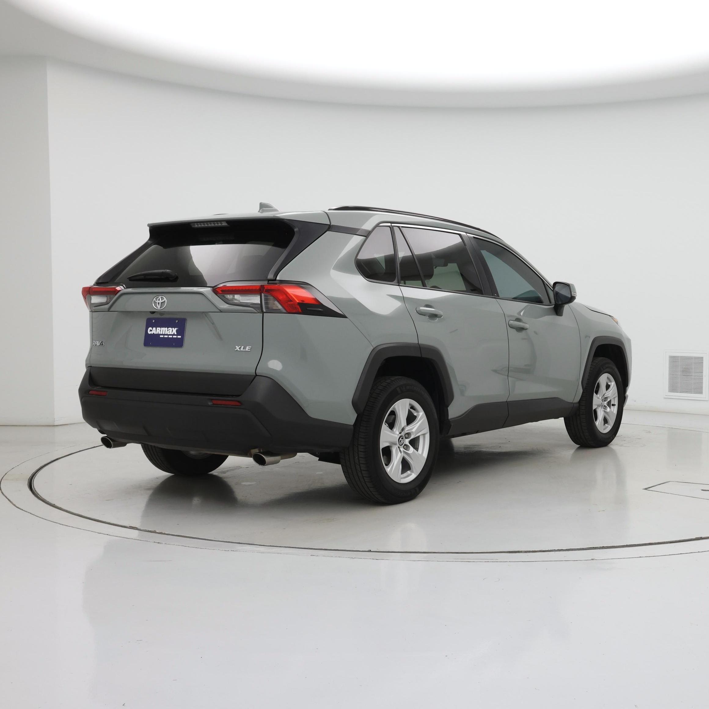 Thumbnail: 2020 Toyota RAV4 - 8