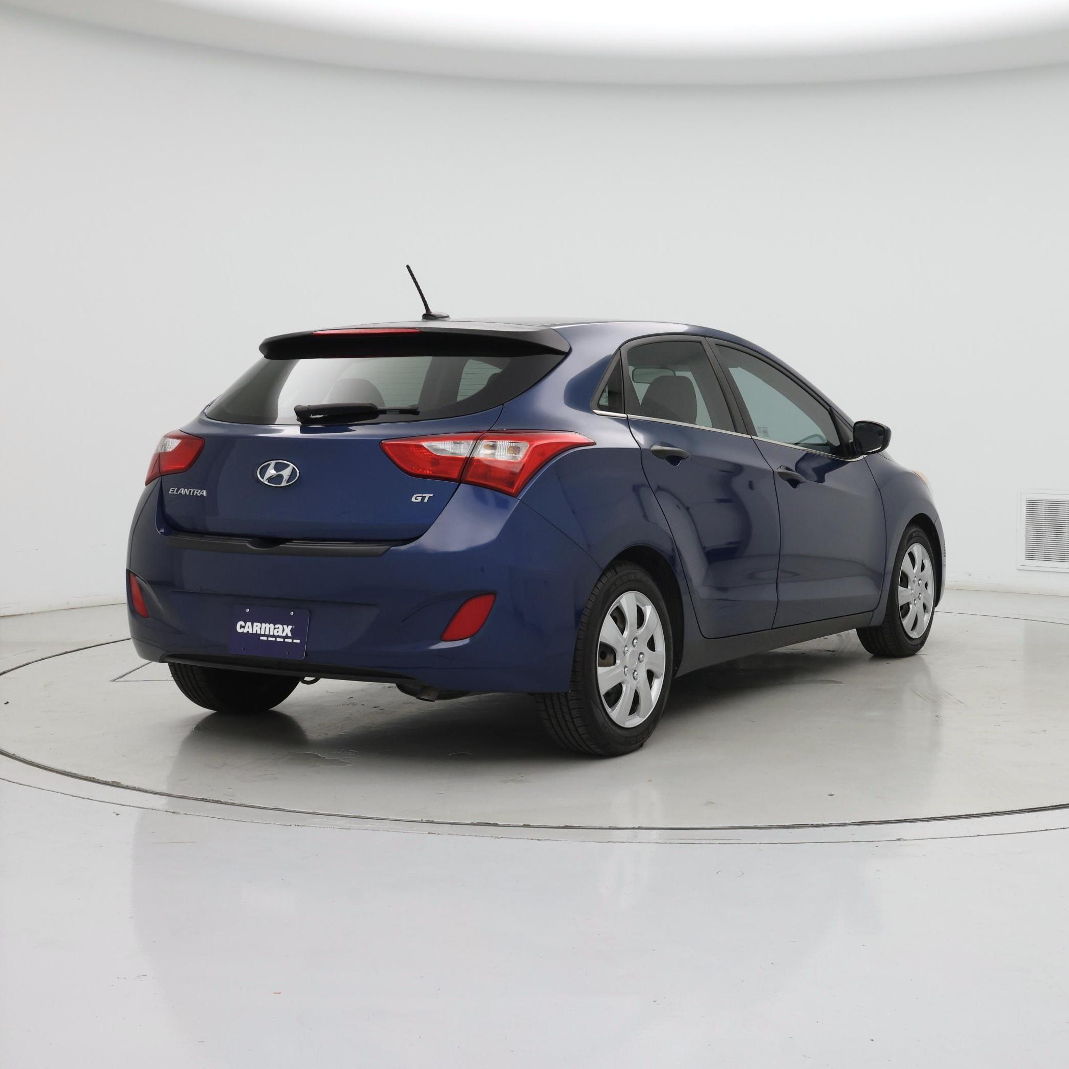 Thumbnail: 2016 Hyundai Elantra - 8