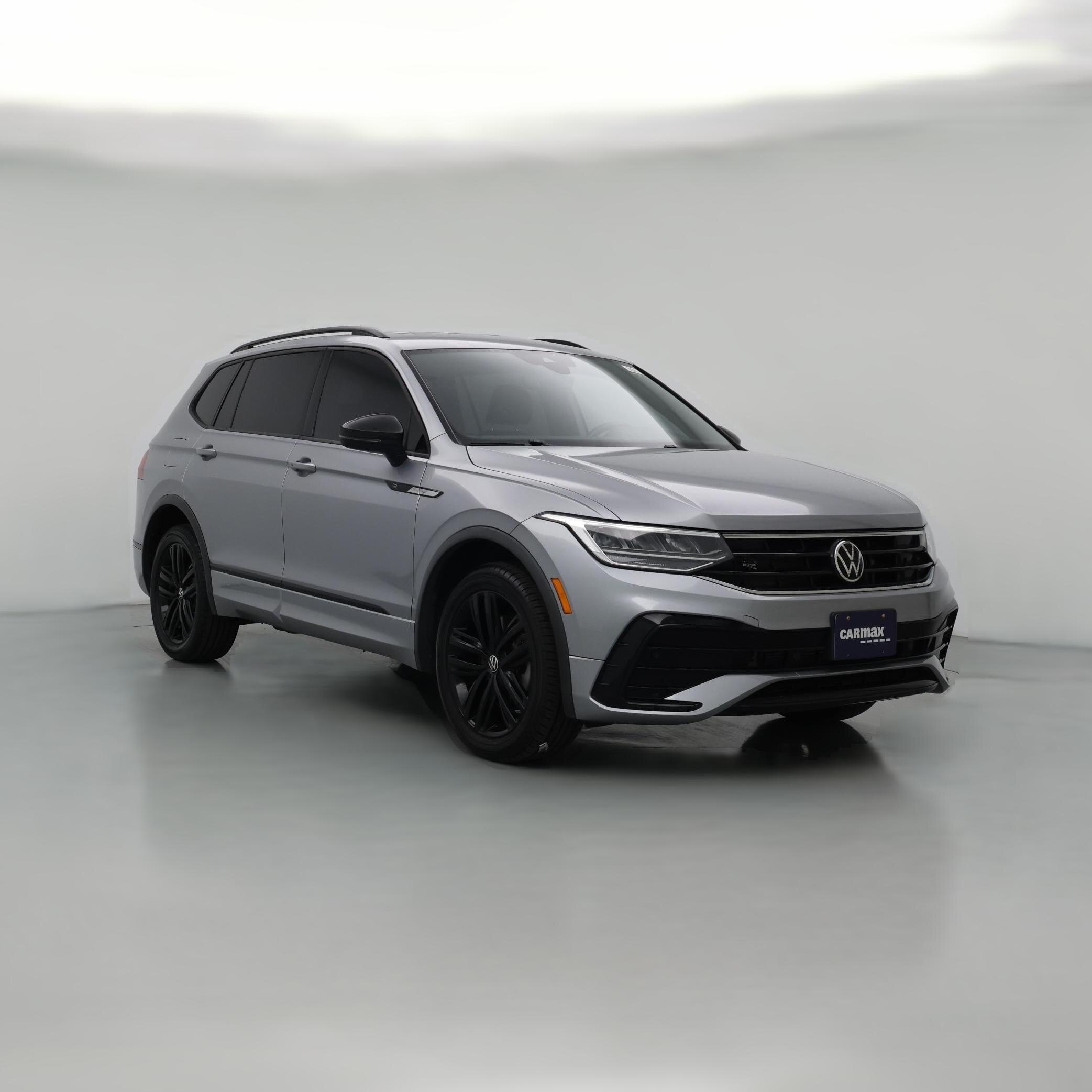 Thumbnail: 2022 Volkswagen Tiguan - 1